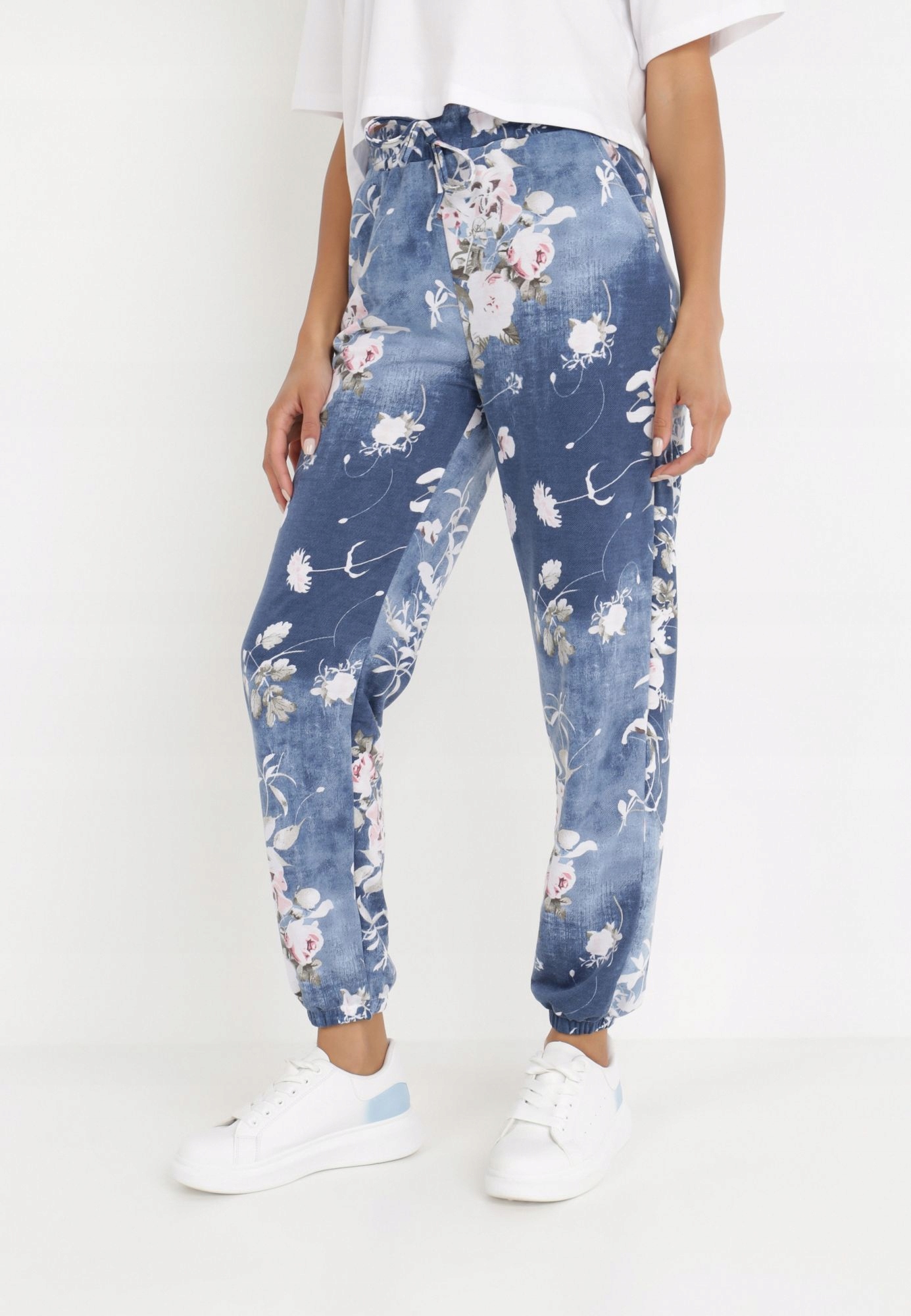 

Born2Be Niebieskie Spodnie damskie XL Dresowe