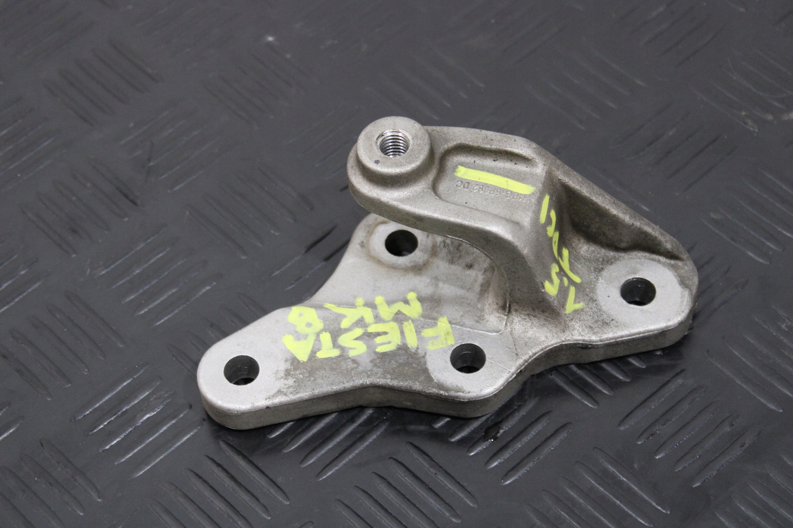 supporto staffa motore H1BG-6P082-DC FORD FIESTA MK8