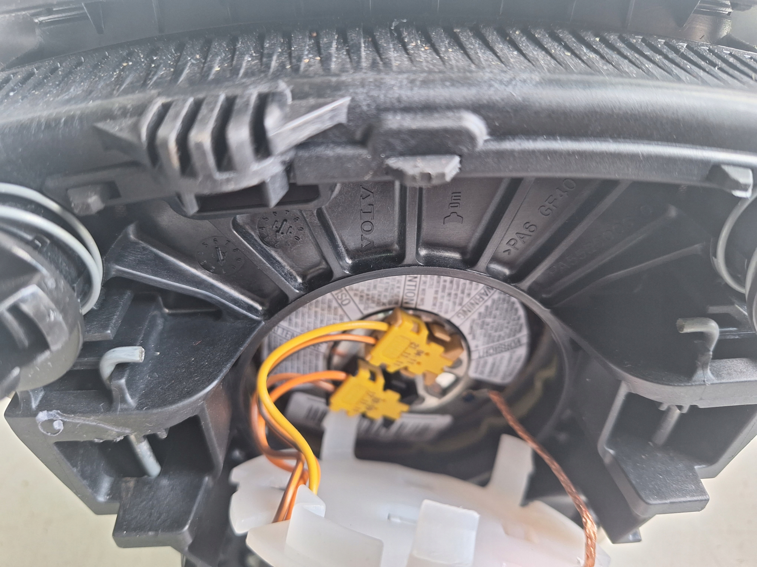 VOLVO V60 II 10-13 airbag running board