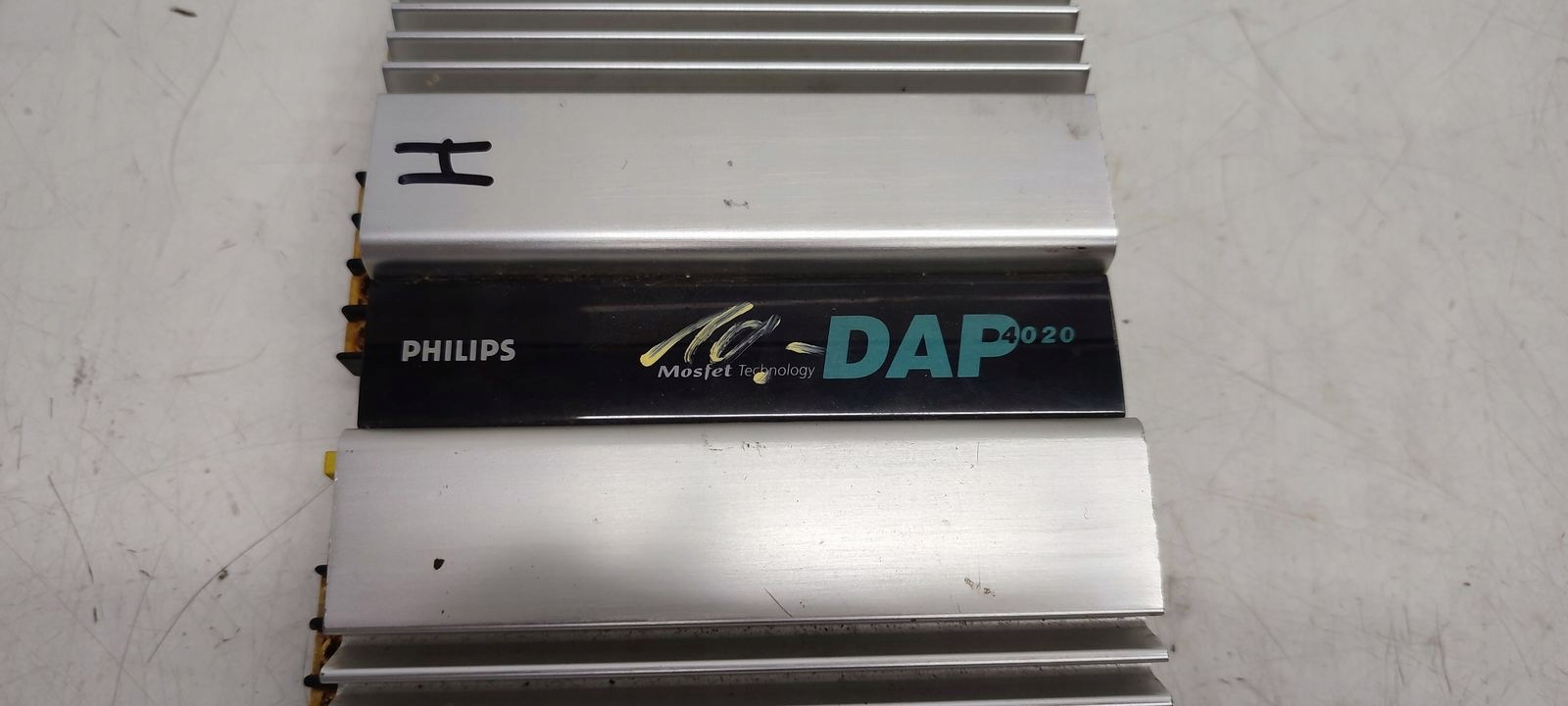 zosilňovač Philips DAP-4020