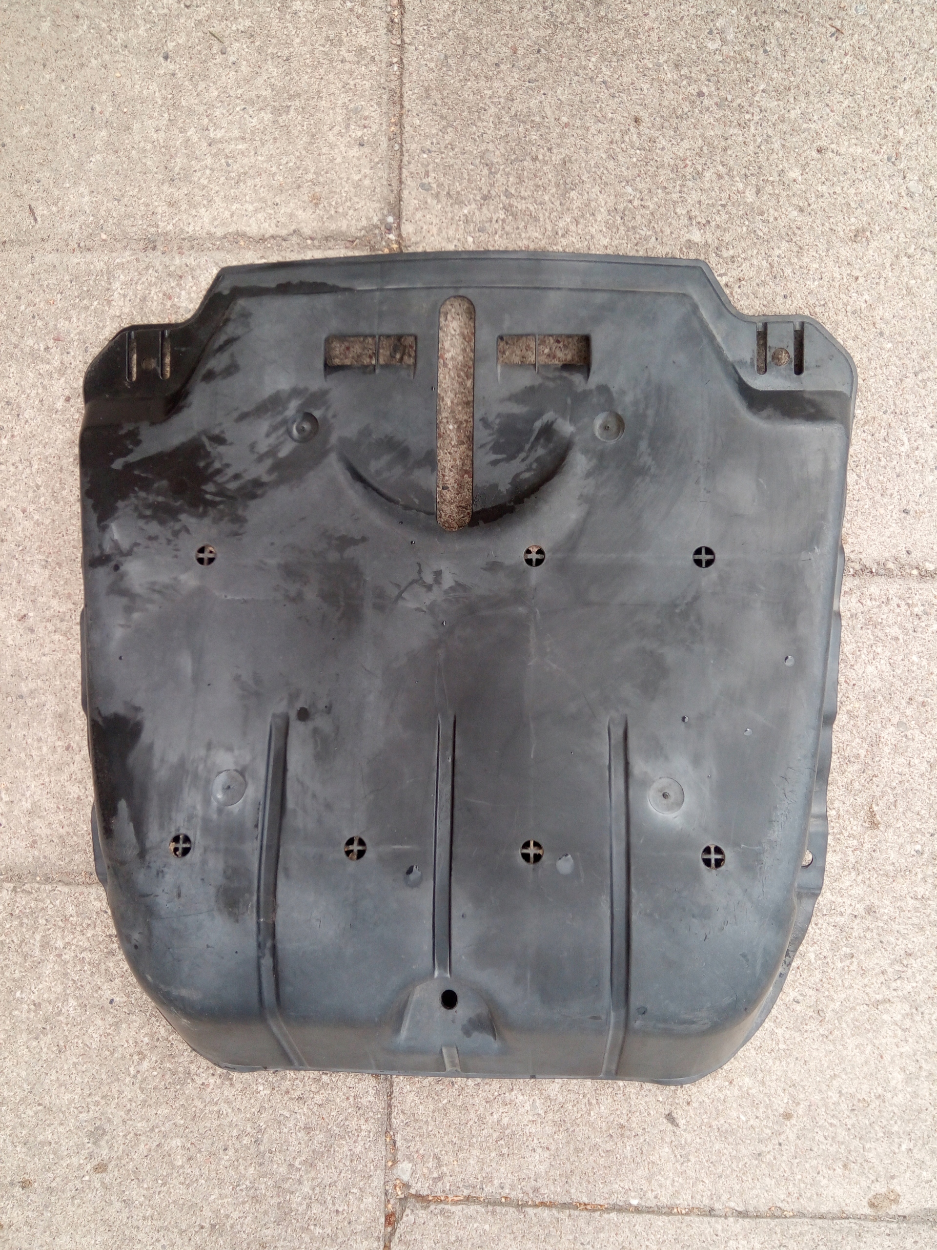 74541-T2B-Y000 - ОБШИВКА ШАСІ HONDA ACCORD ' 13-17.*