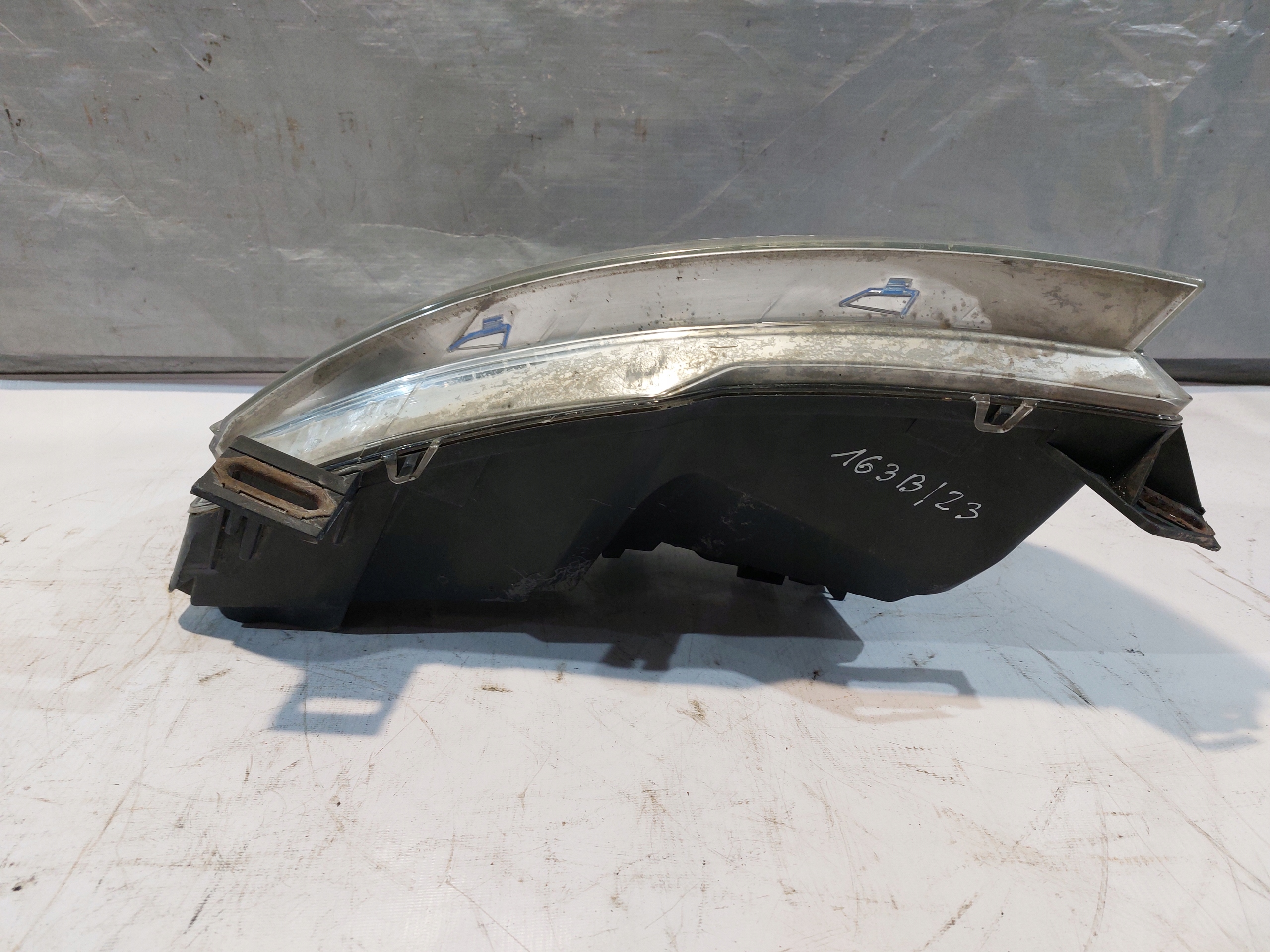 light right front FIAT STILO