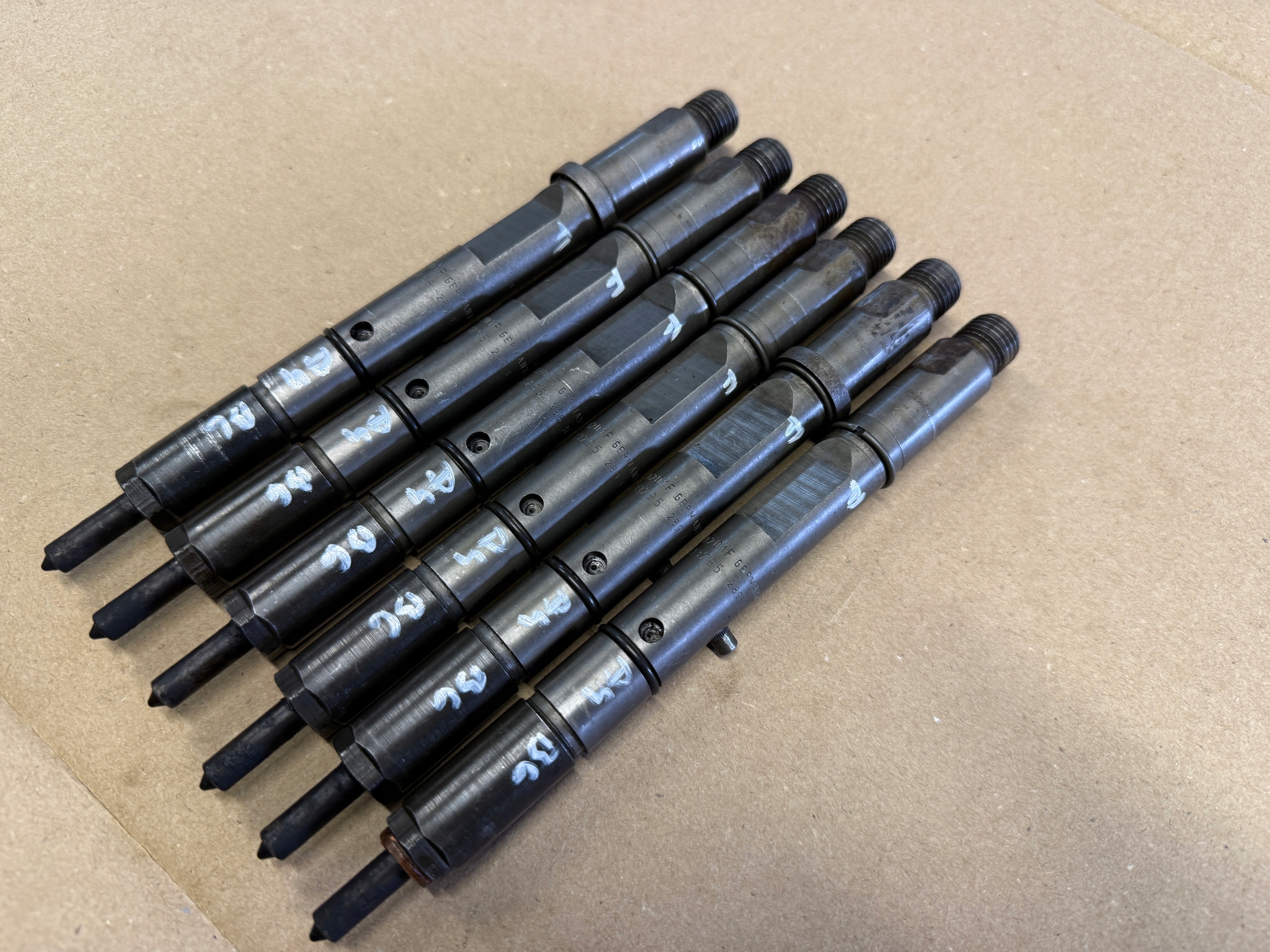 AUDI A6 C5 LIFT A4 B6 2.5 TDI nozzle injector 059130201F