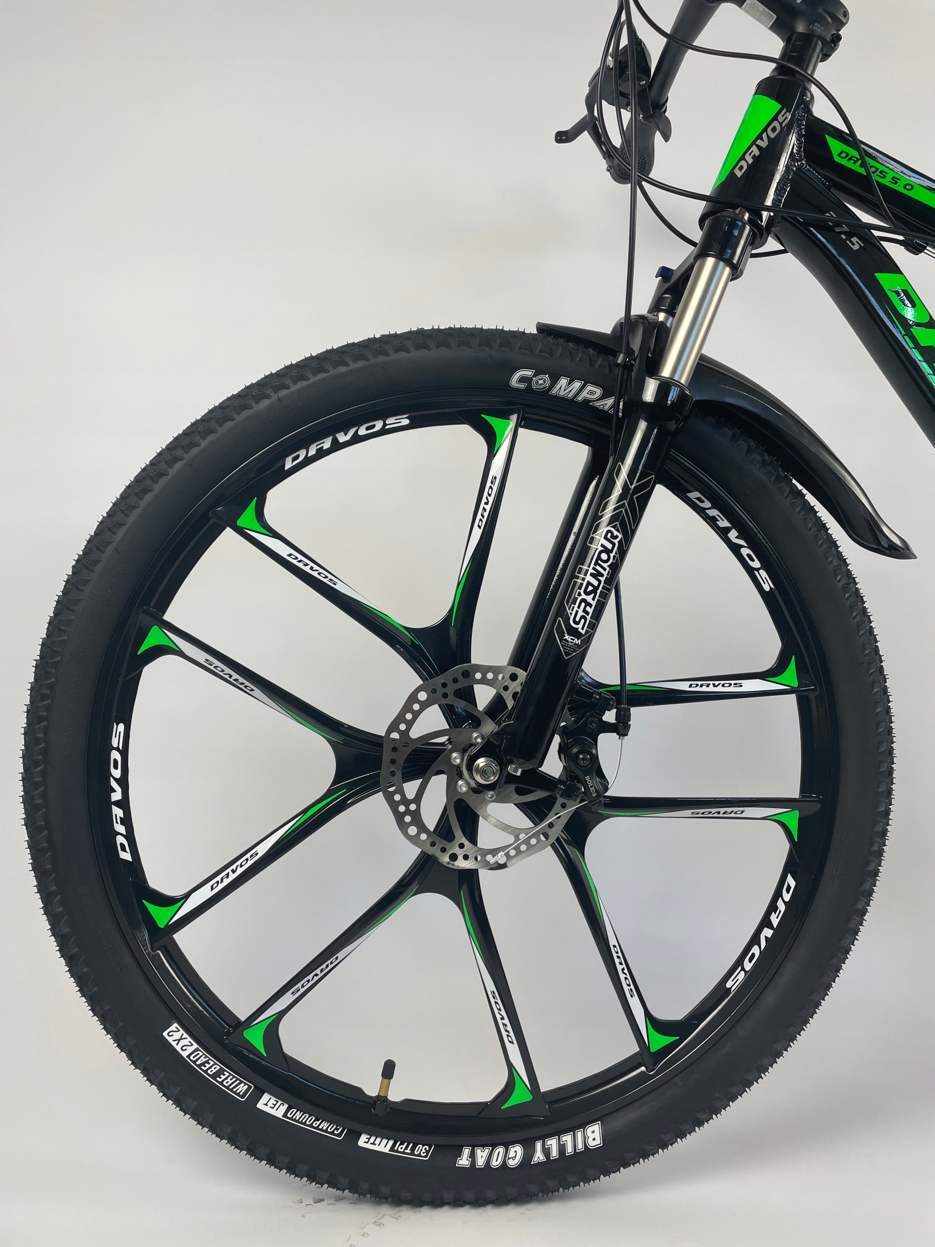 Rower MTB DAVOS 5.0 2xAMOR TARCZE 27,5 ALUFELGI Rozmiar ramy 19 cali