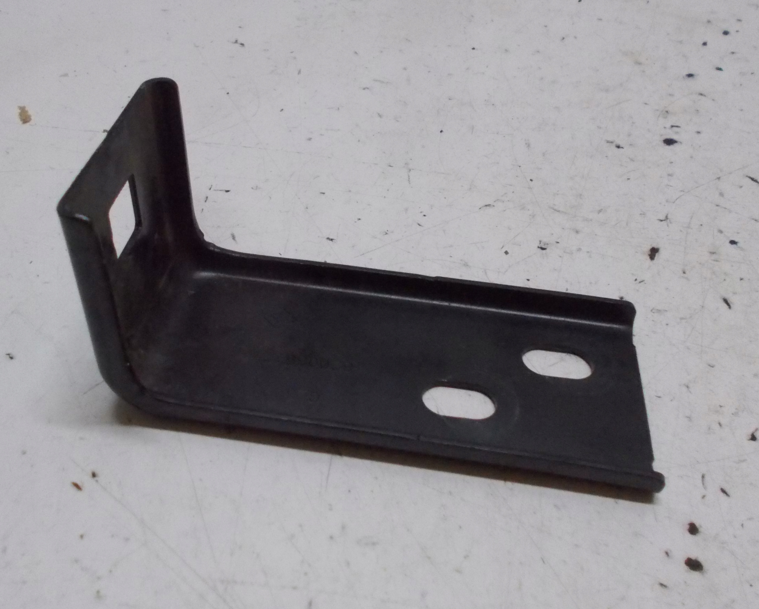 RENAULT MASTER III LIFT Console Support plaque Pare choc Droite Avant 8200657216B
