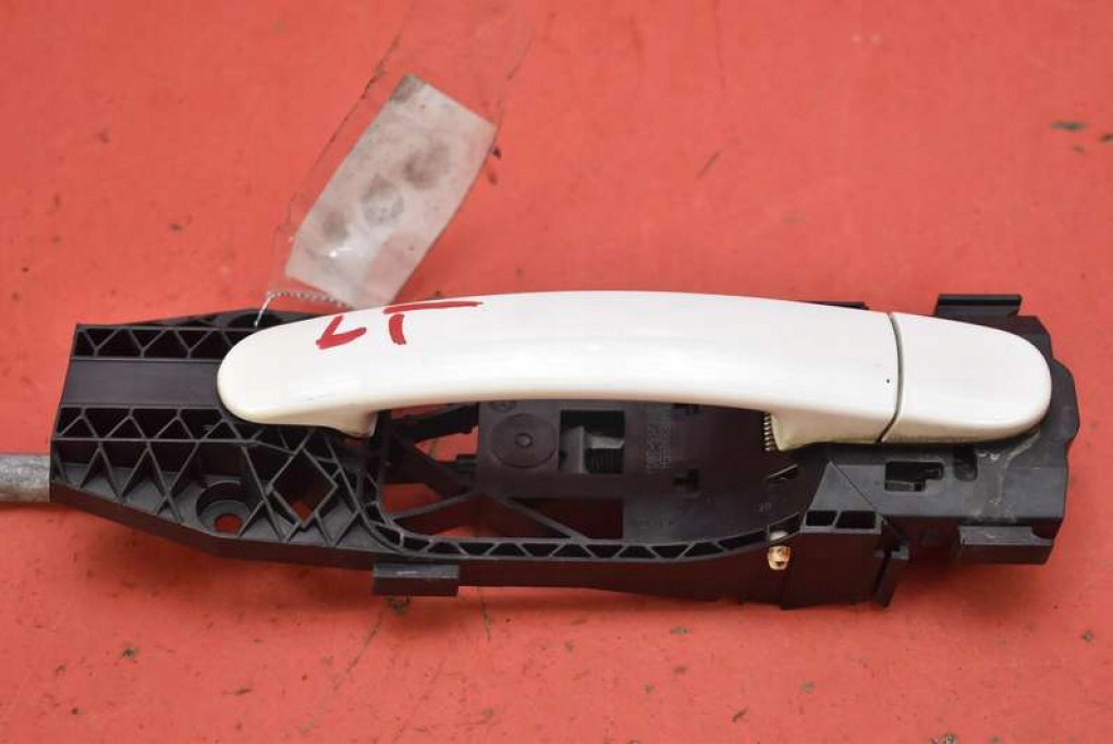 handle left rear part rear LF9E 5N0839885H SKODA RAPID HB 12-17