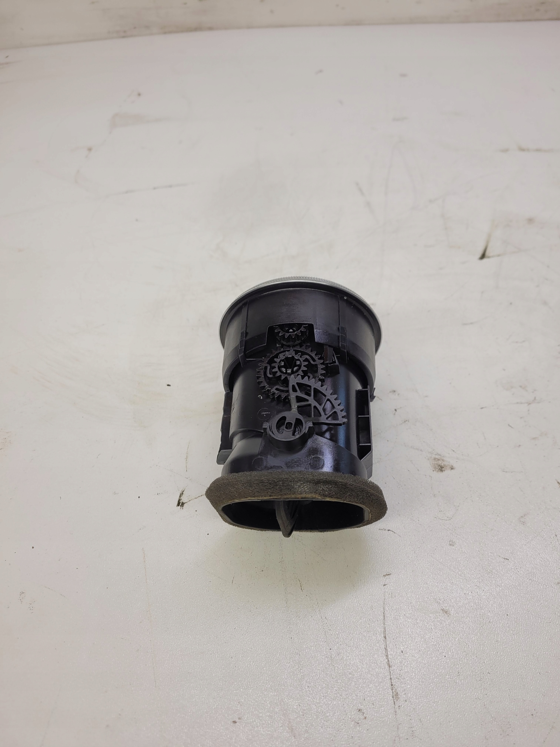 grid air conditioning devices AUDI A3 8P LIFT 8P0820901C