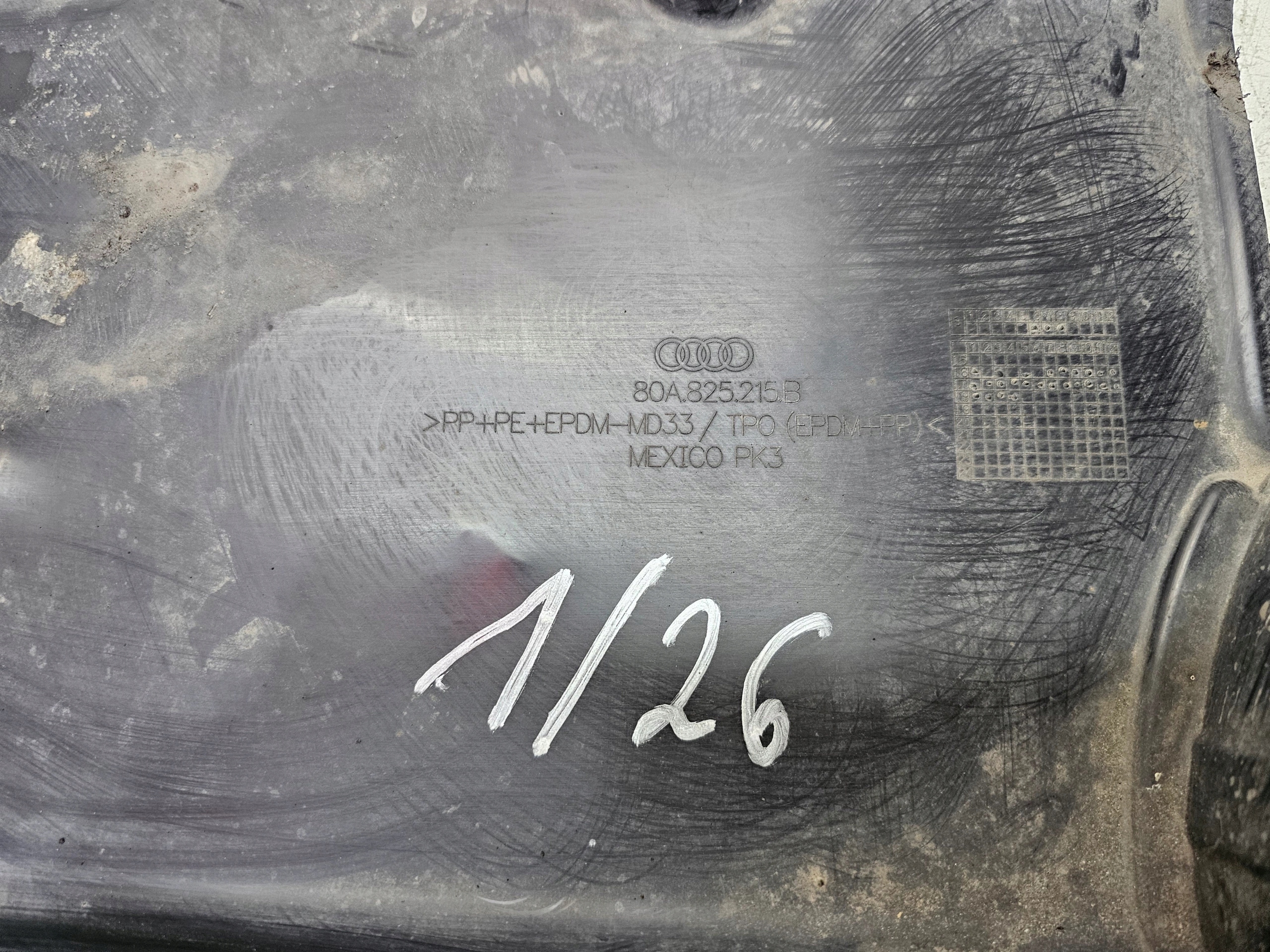 cover chassis left rear part AUDI Q5 FY 80A825215B 1/26