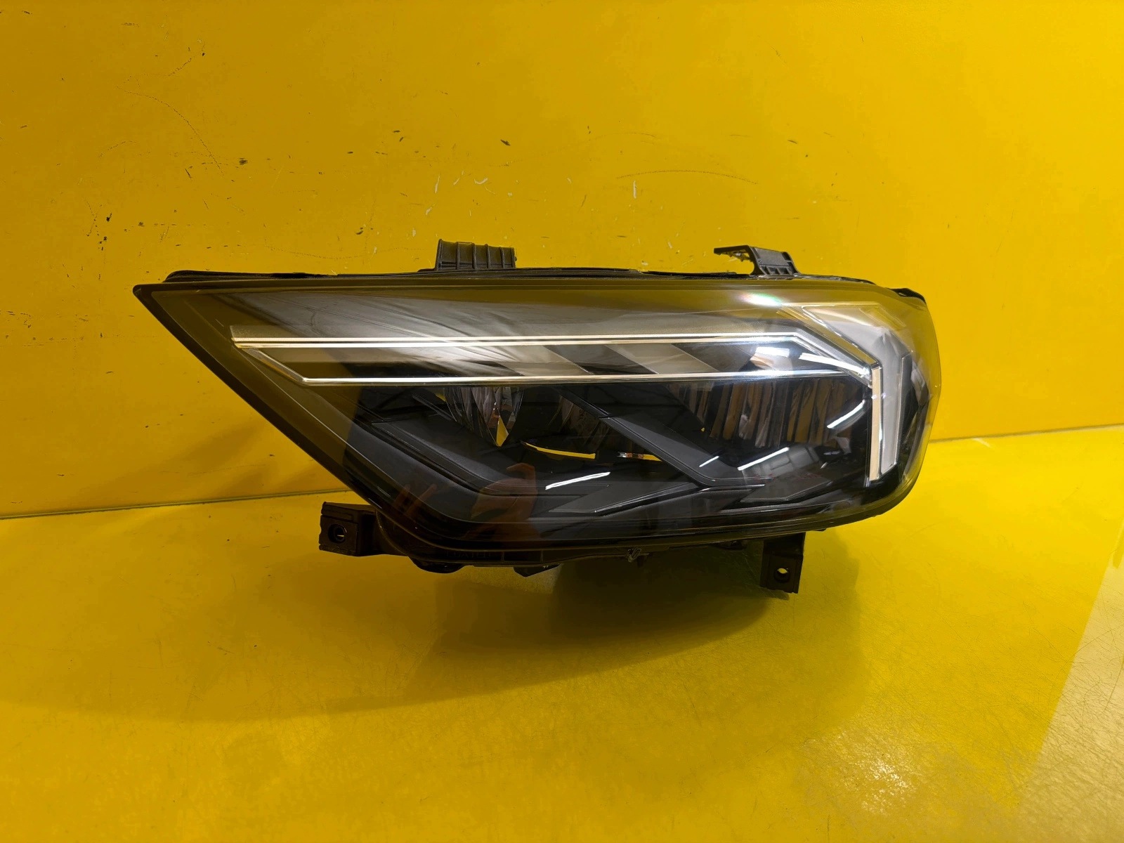 light left Audi A1 II 82A 2018- Full Led 82A941773A