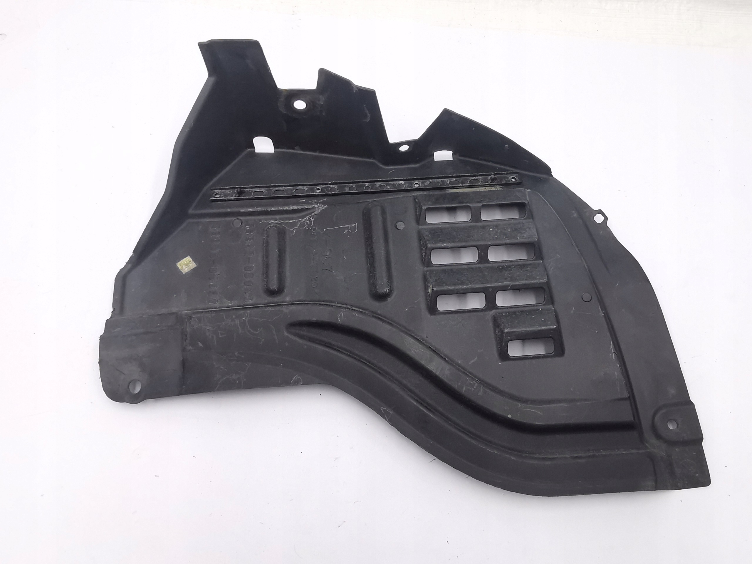 cover chassis LEXUS CT 53882-0C040