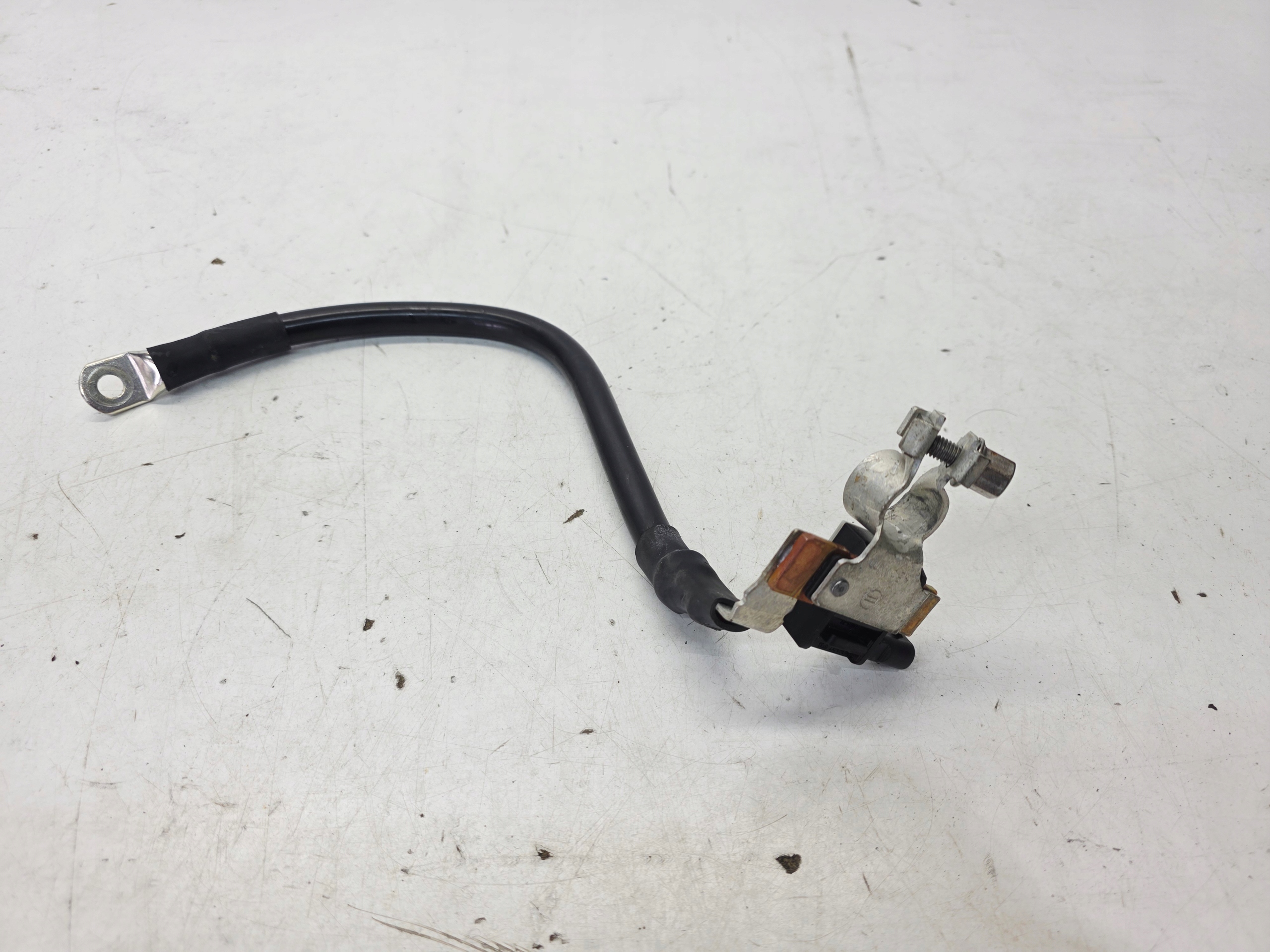 Batteriemanagement Sensor AUDI VOLKSWAGEN SEAT SKODA 8S0915181B