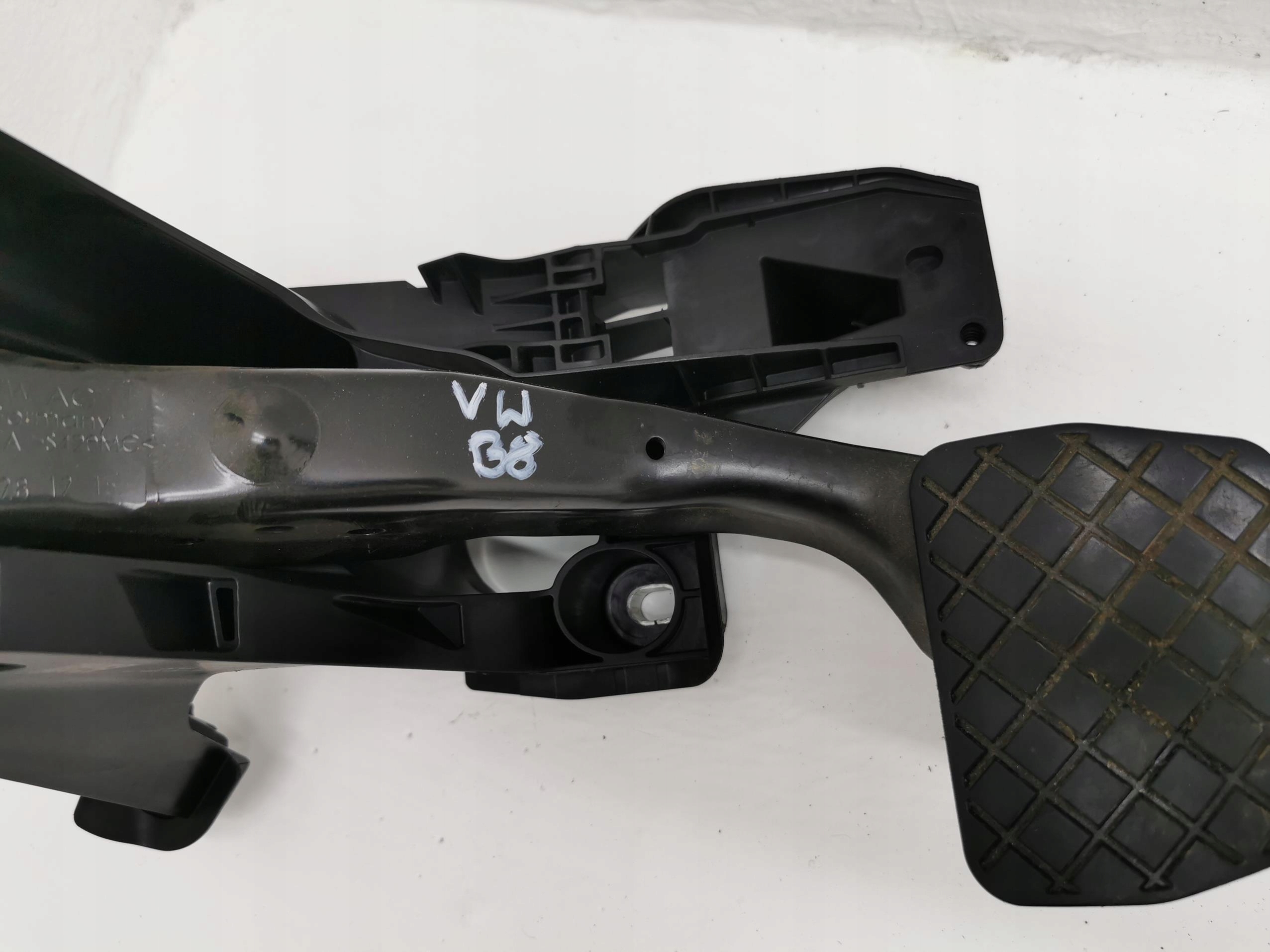 PEDAL Bremse VW PASSAT B8 5Q1723058AJ 14-22