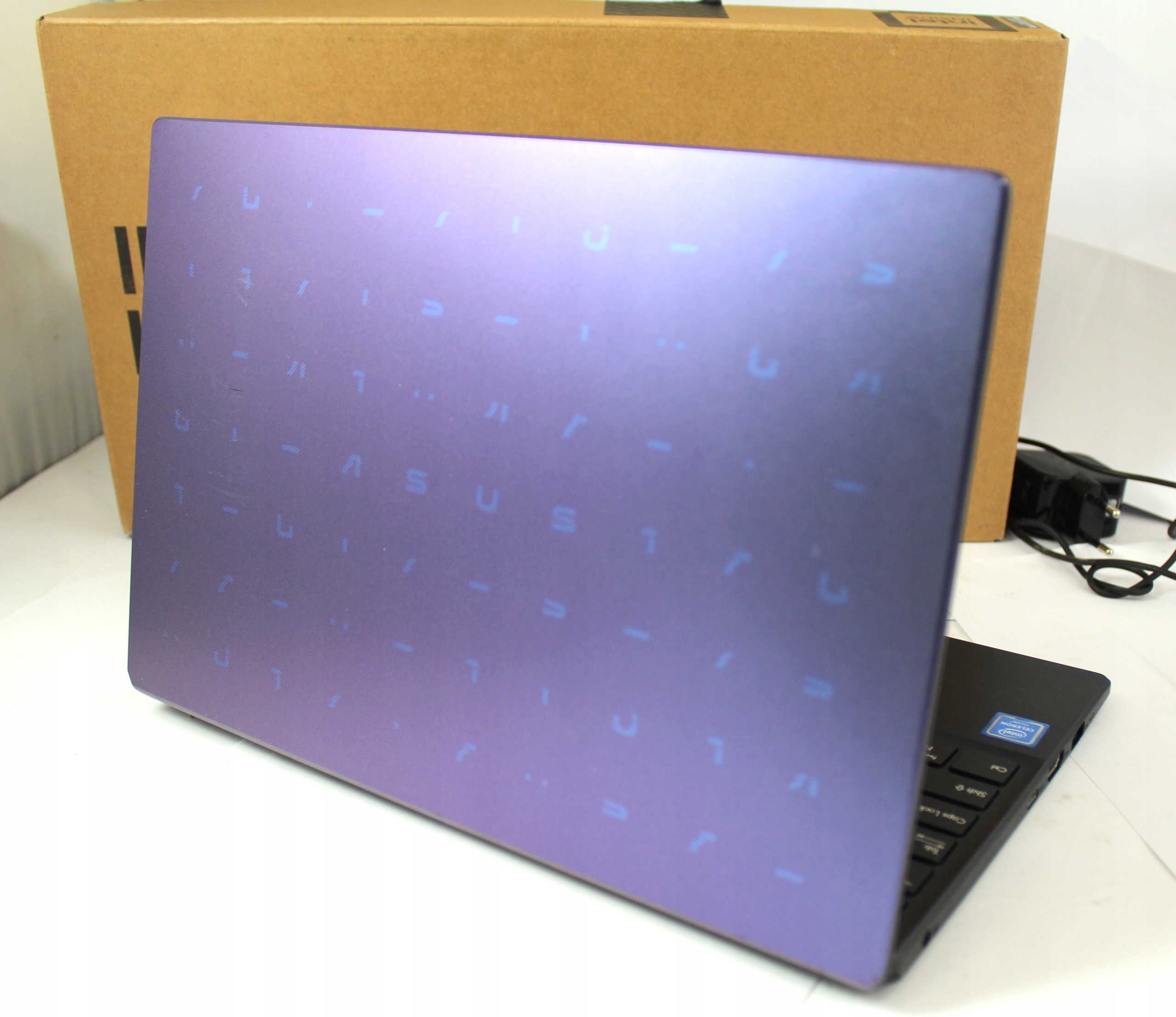 Laptop Asus VivoBook Go E210MA 11,6 " Intel Celeron 4 GB / 128 GB niebieski Przekątna ekranu 11.6