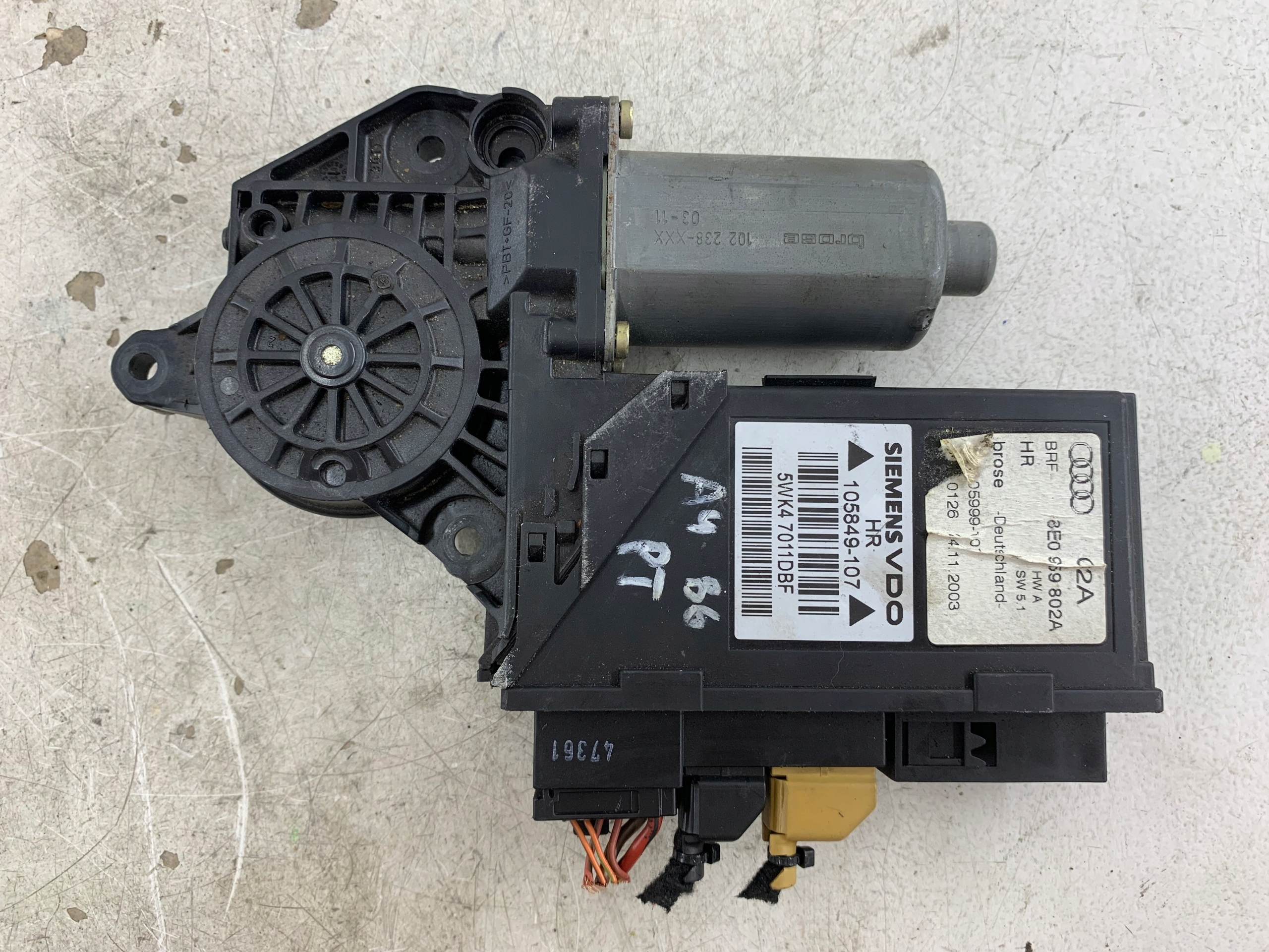 AUDI A4 B6 mini motor windows right rear part 8E0959802A