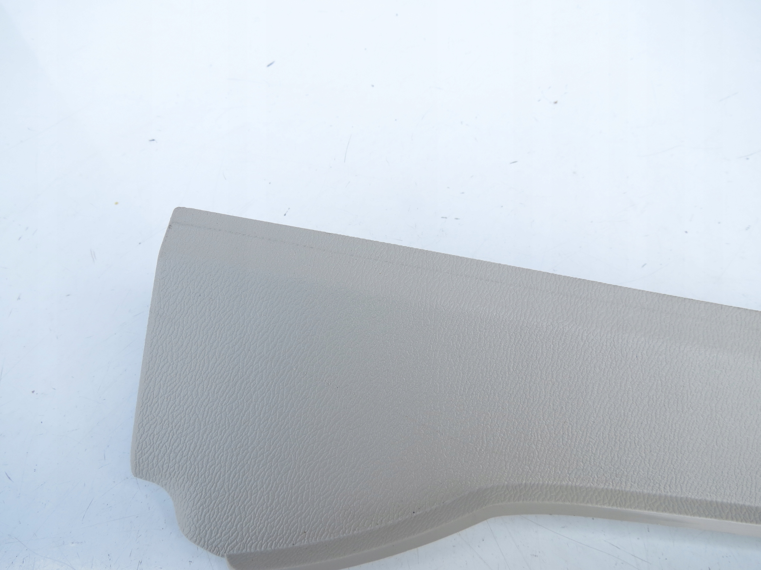 cover moulding SLUPKA A left front VOLVO XC60 II