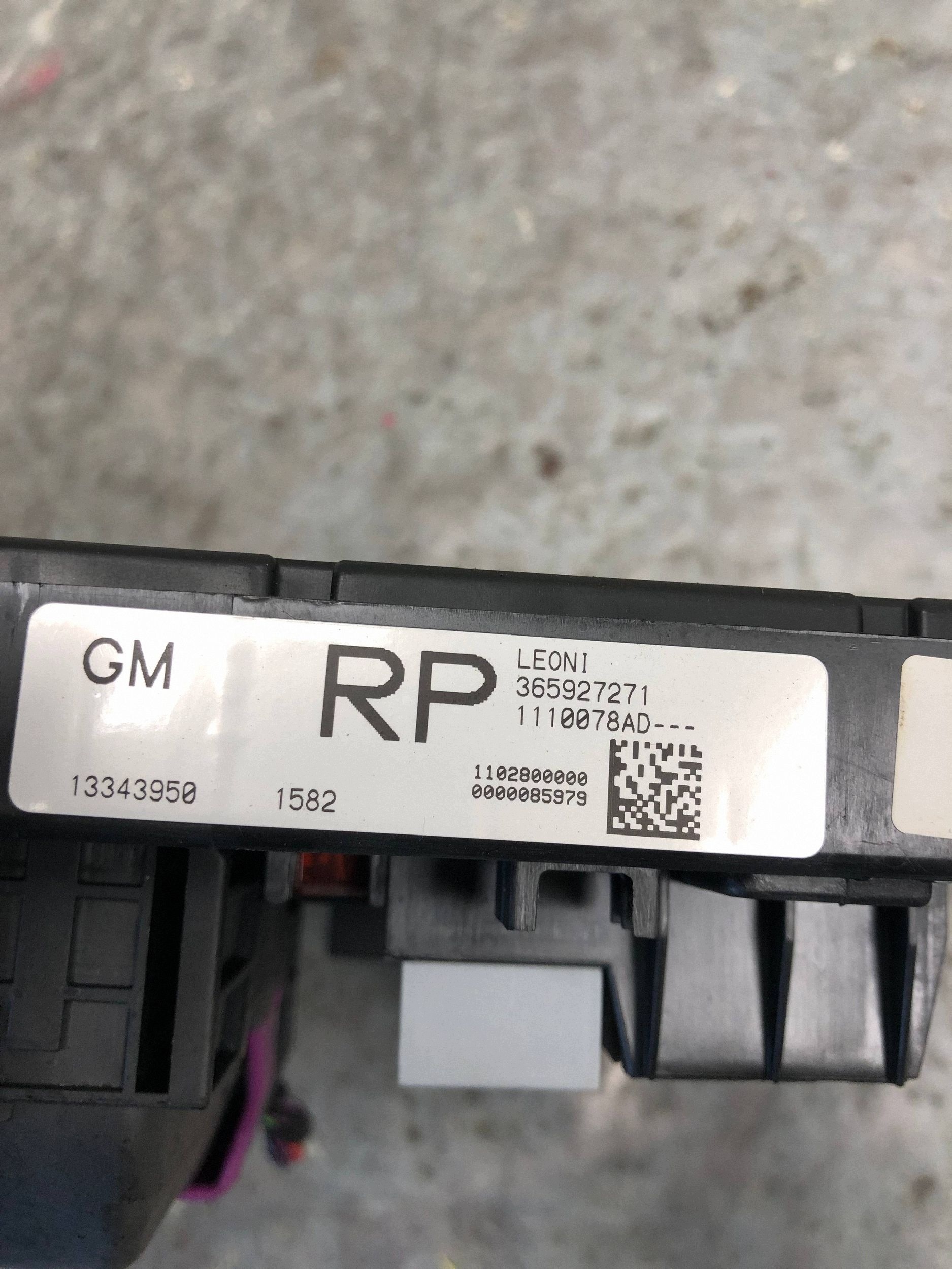 modulo fusibili OPEL ASTRA J KOMBI 13343950