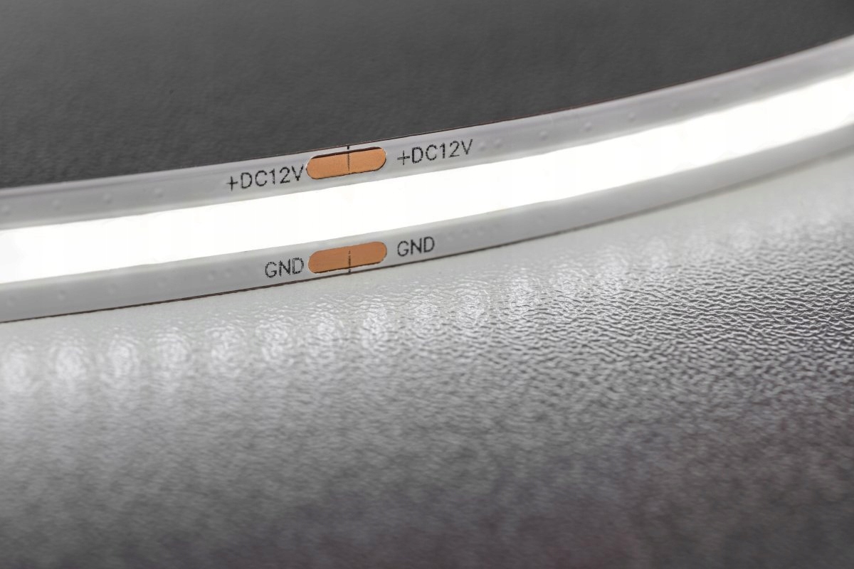 Led páska Cob 12V, 320LED/m, 8 mm, 8 W/m, bez gelu, neutrální bílá LD-COB12V