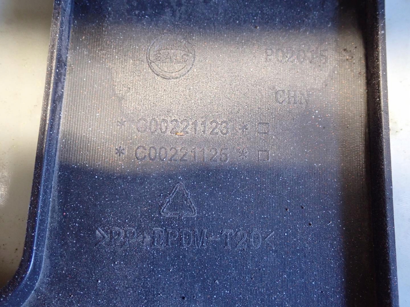 bumper front front MAXUS T90 2021- C00221123
