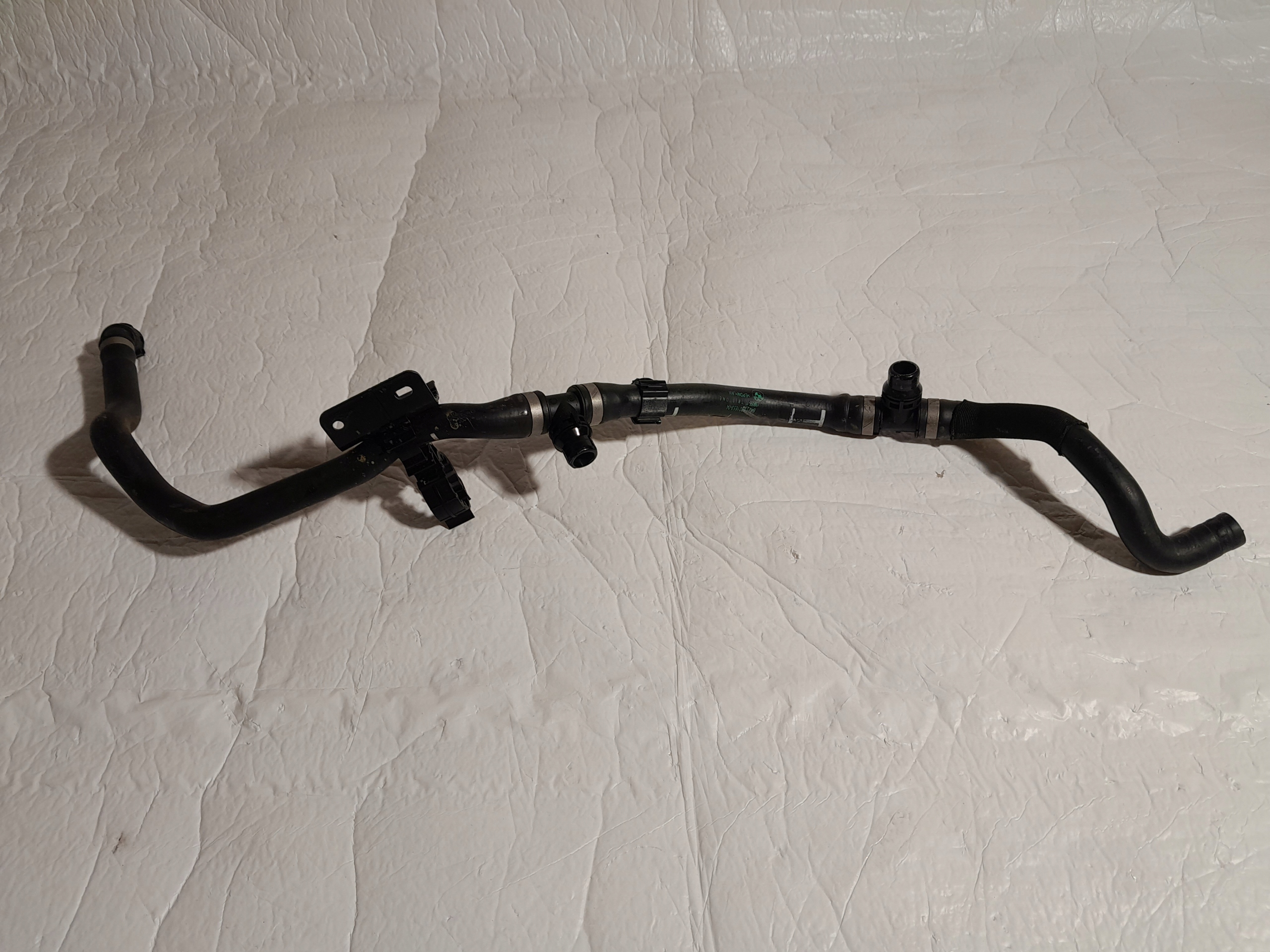 BMW X7 G07 40i prijenos crijevo vode 6821653