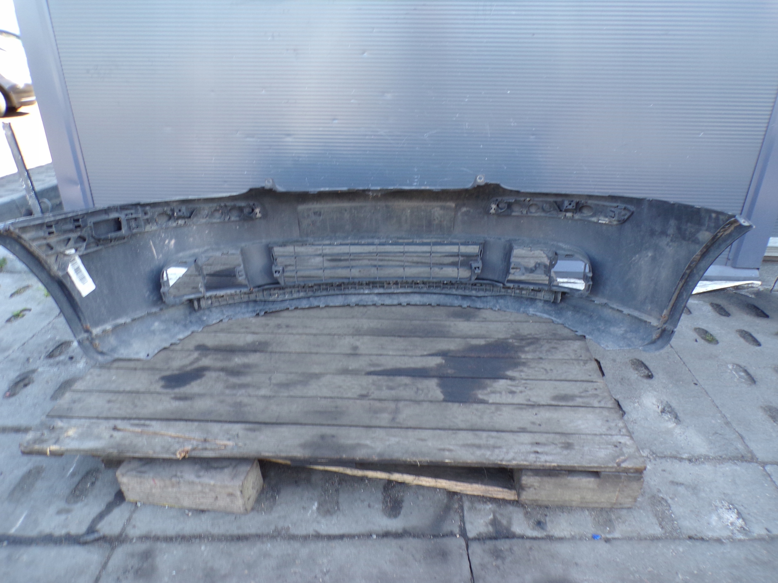 front bumper front VOLKSWAGEN GOLF 5 V colour LC5F