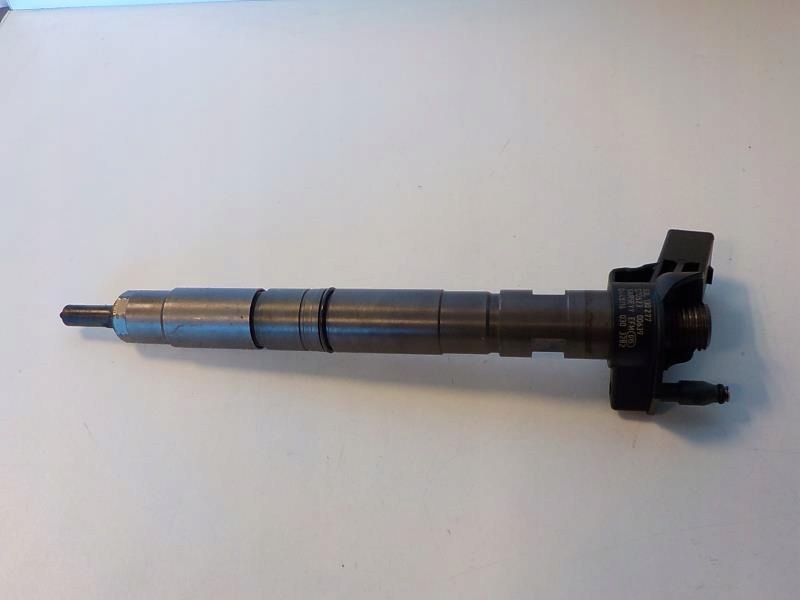 SKODA SUPERB II injector 0445116030 03L130277 2.0 TDI BOSCH