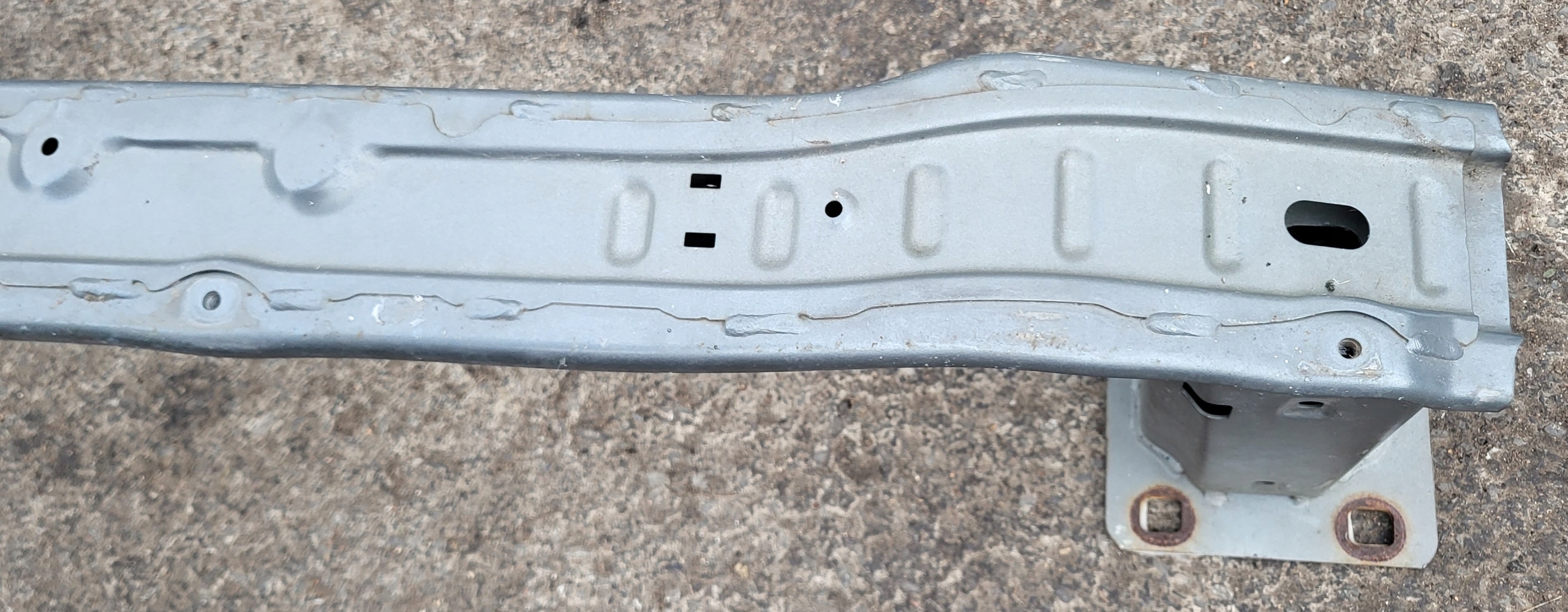 bumper support front pillar LAND ROVER DISCOVERY SPORT L550 OE