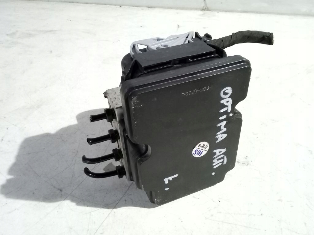 Kia Optima IV pump ABS 58900-d5060