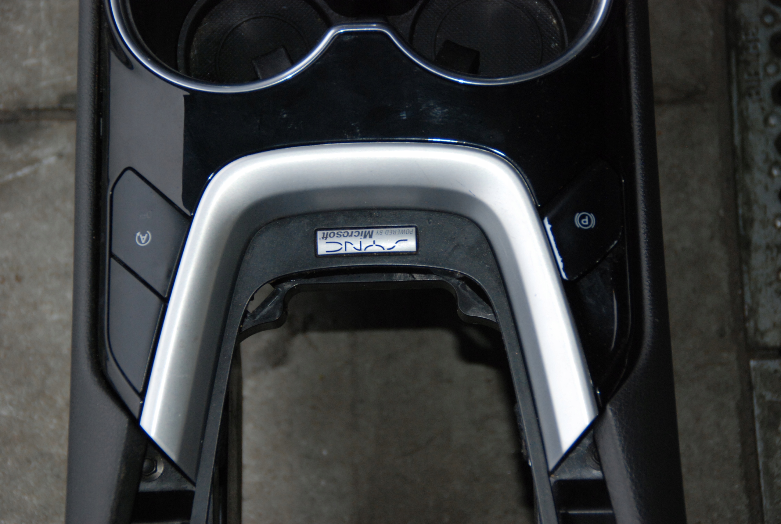 подлокотник FORD MONDEO MK5 оригинал