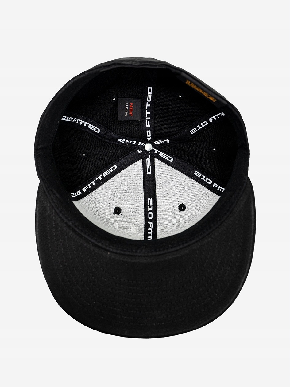 CZAPKA Z DASZKIEM FULLCAP CZYSTA BEZ LOGO KLASYCZNA FLEXFIT Czarna 55-58 Wzór dominujący bez wzoru