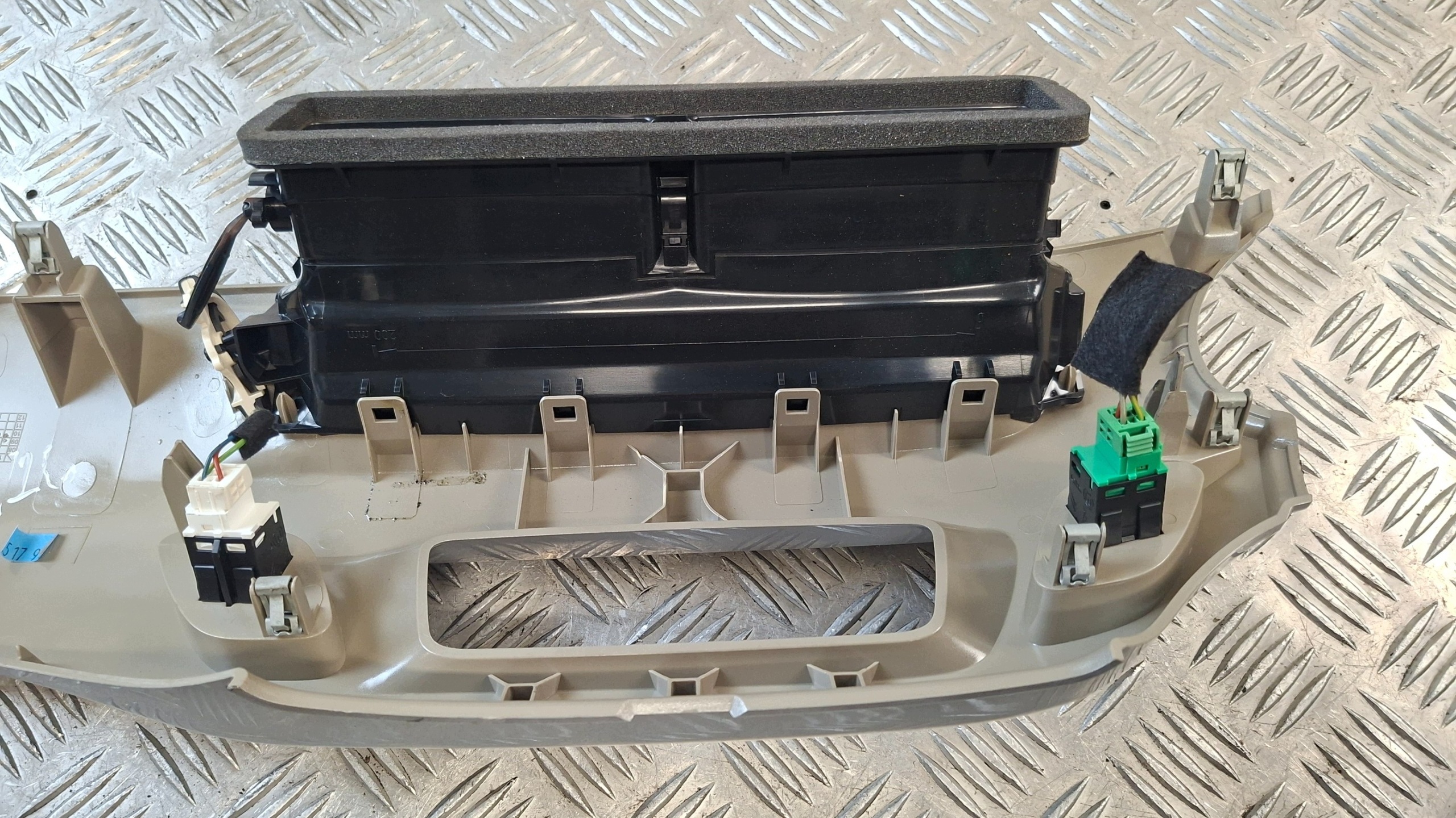 DEKOR Lüftungsgitter des lüfters mitte CITROEN DS3