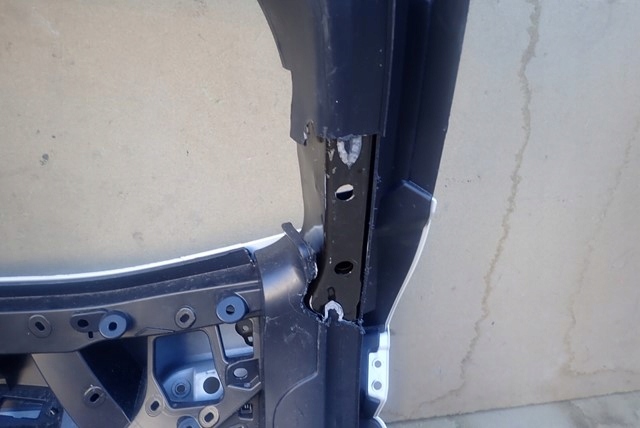 KLAPA TYŁ POKRYWA BAGAŻNIKA SUZUKI SWACE 20- Typ samochodu Samochody osobowe