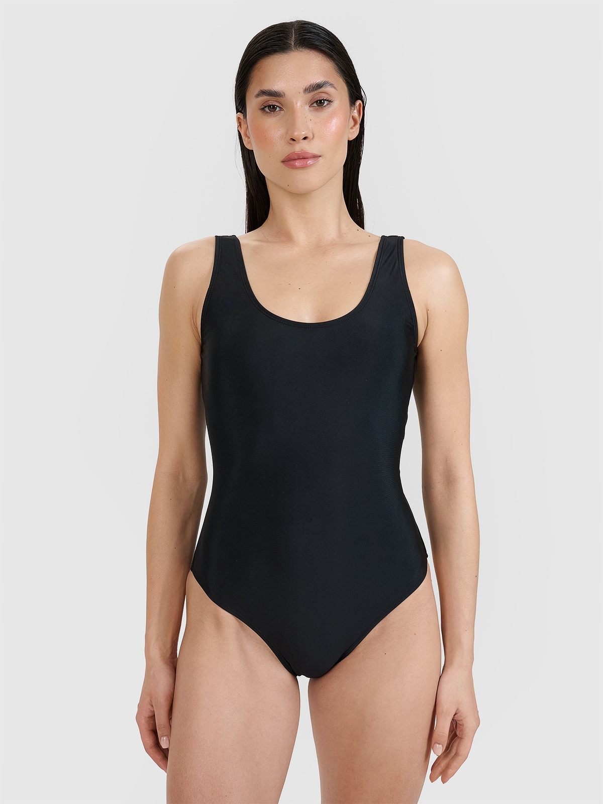 Dámské jednodílné plavky 4F černé, Velikost S