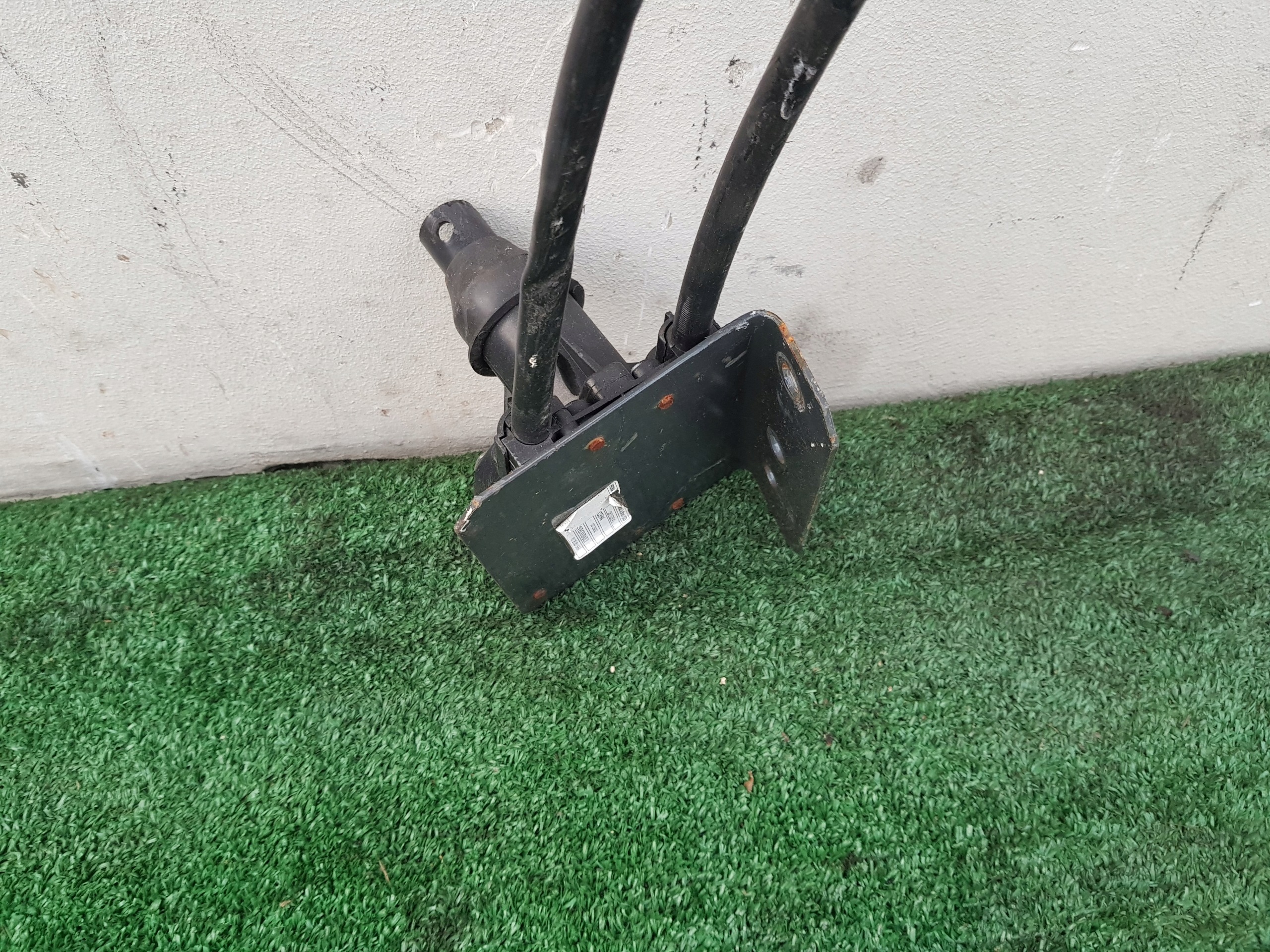 lève vitre roues de la roue de secours IVECO DAILY 4 5801629743
