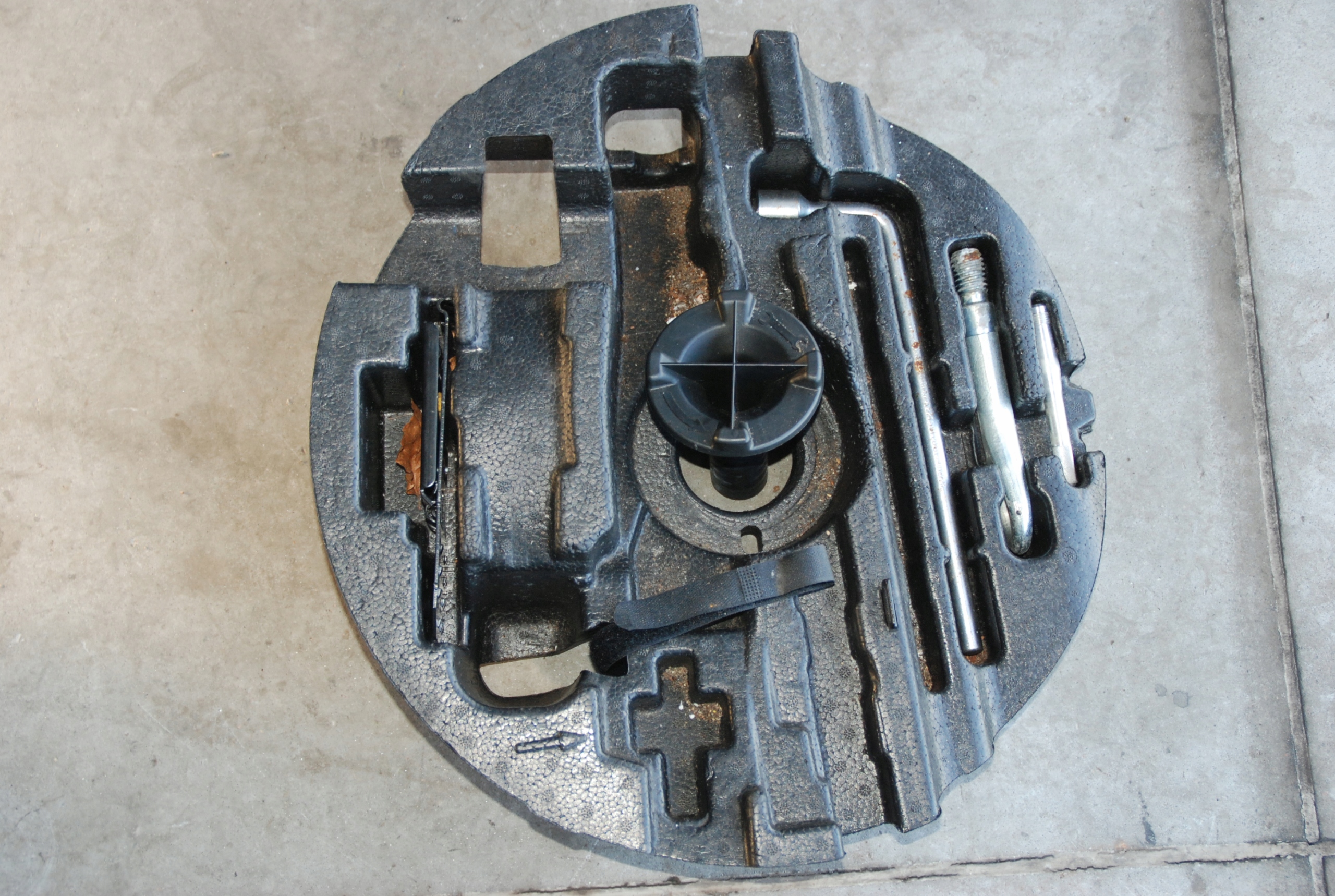 NARZĘDZIA UCHO KLUCZ MERCEDES GL 164