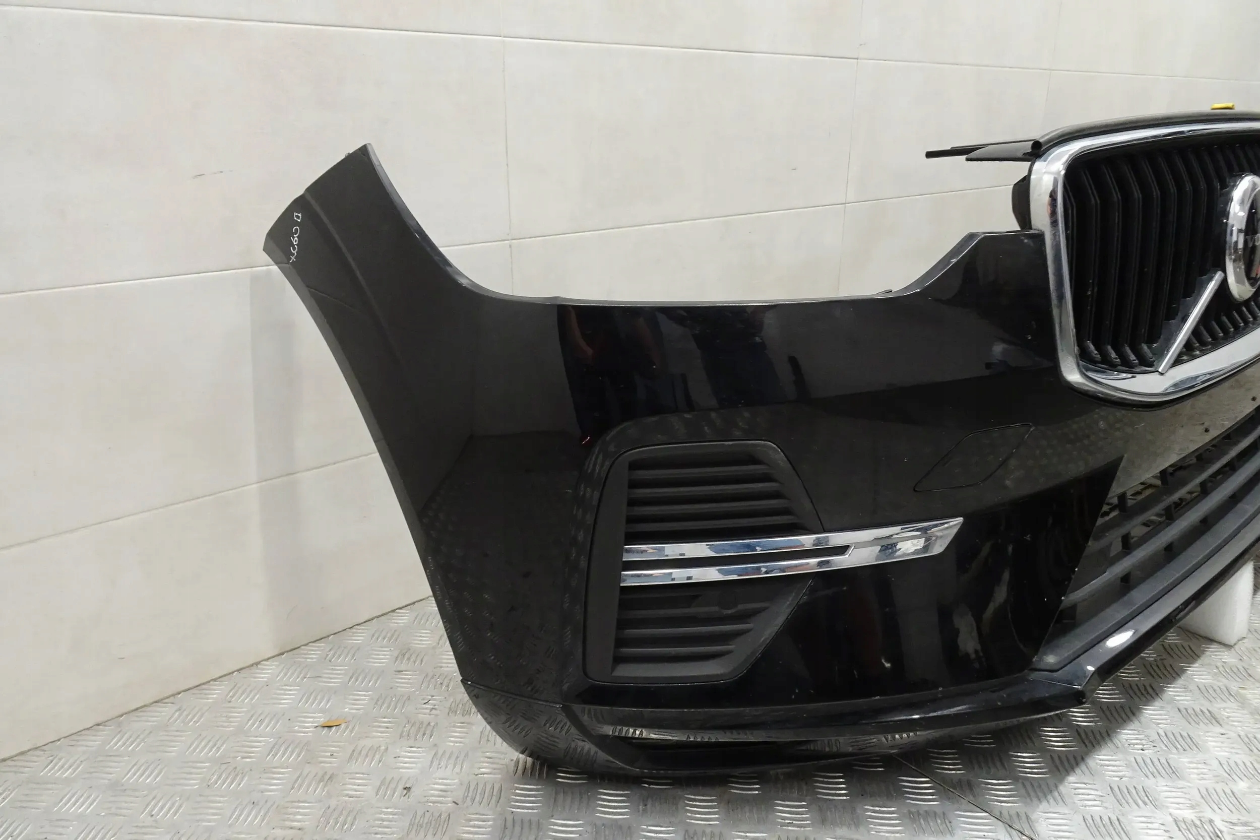 VOLVO XC60 II LIFT KOMPLETNY PRZÓD MASKA CHŁODNICA BŁOTNIK LAMPY ZDERZAK 21 Producent części Volvo OE