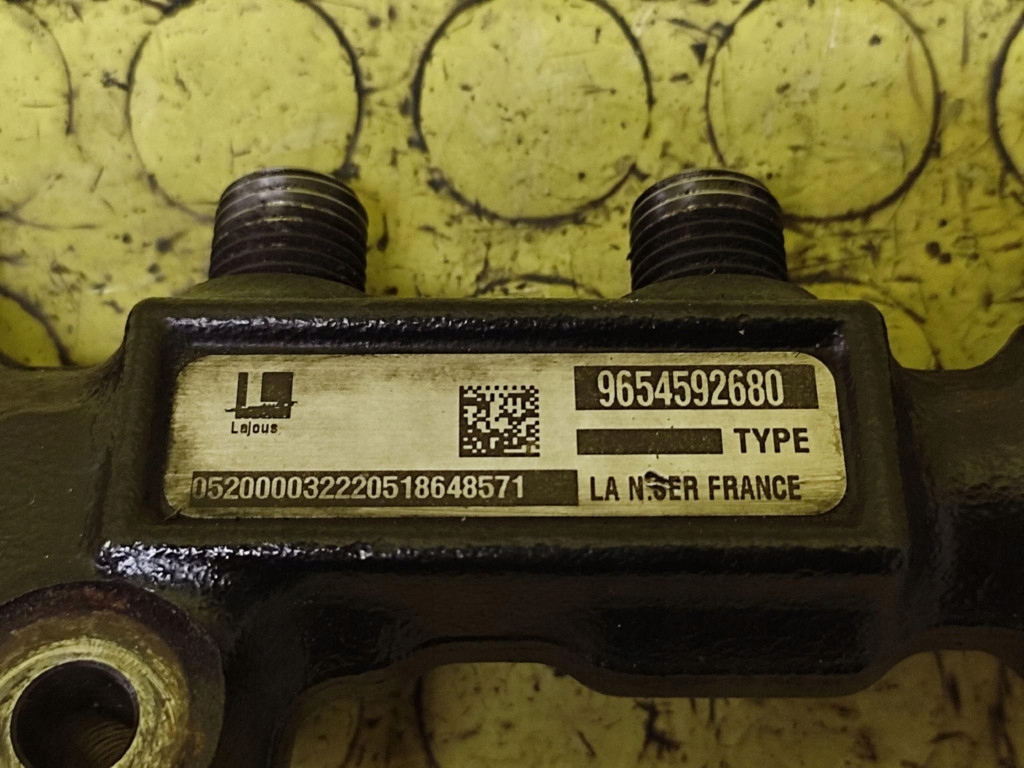 PEUGEOT 206 1.6 HDI Rampe injection 9654592680