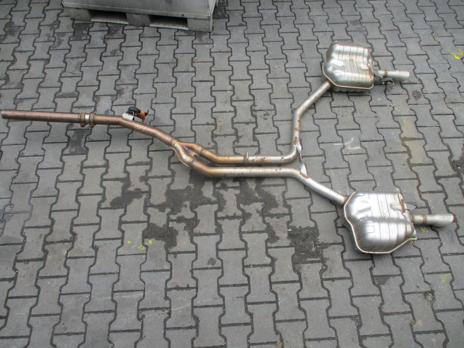 muffler, exhaust pipe AUDI A8 4H0 4H0253612A