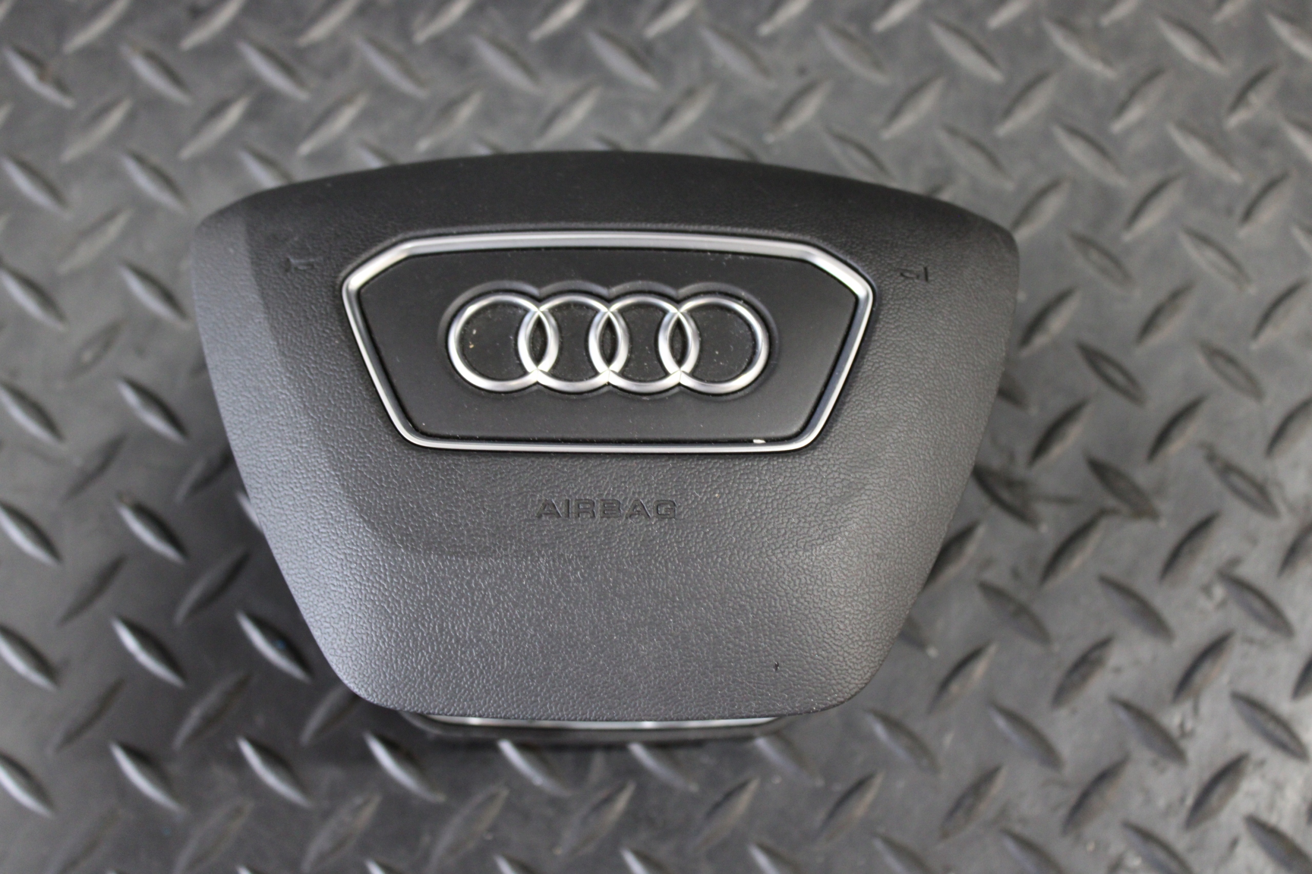 dashboard console airbag airbags AUDI A6 C8 4K0 4K9 S-LINE