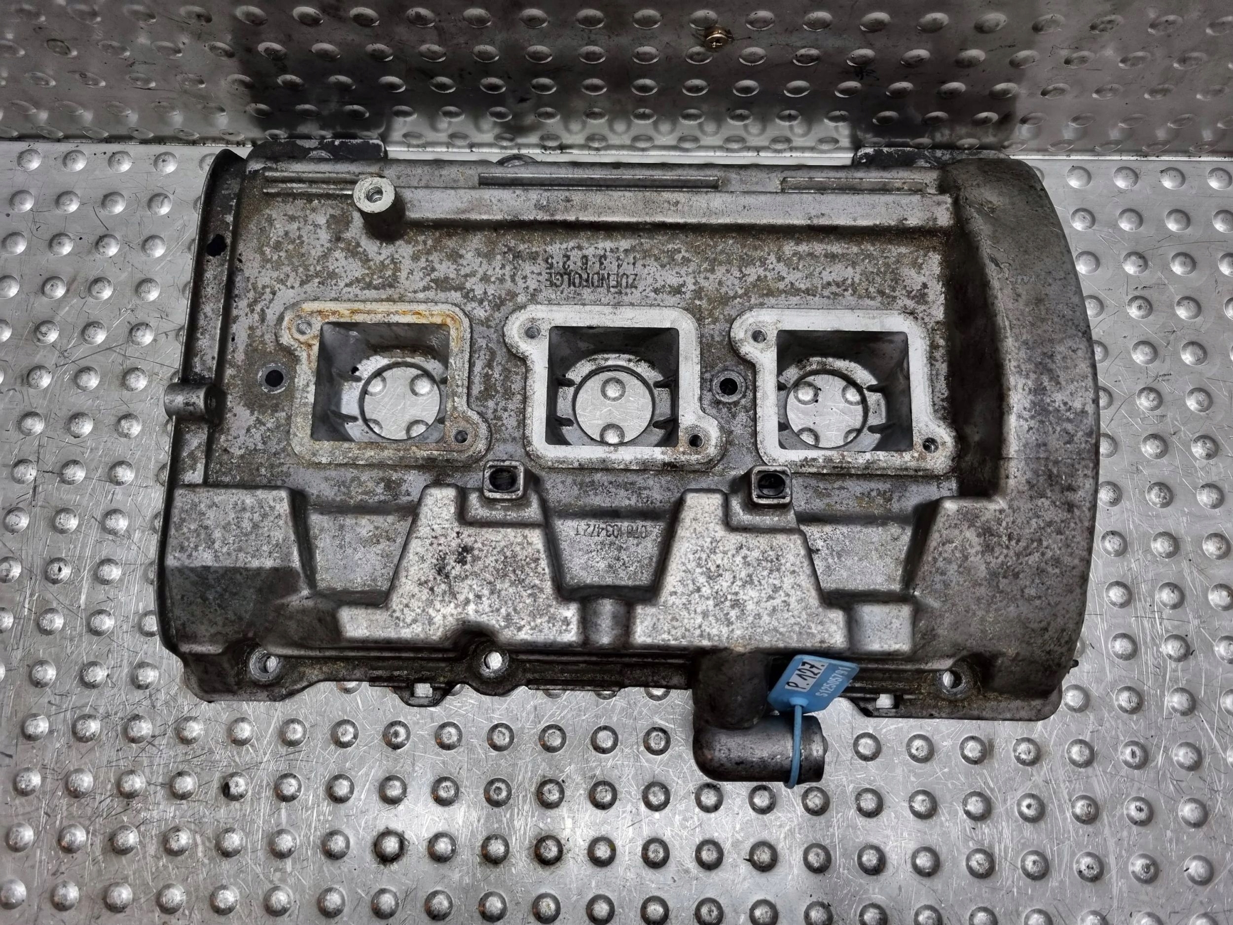 Abdeckung der Ventile 078103472T Audi A4 S4 B5 8D