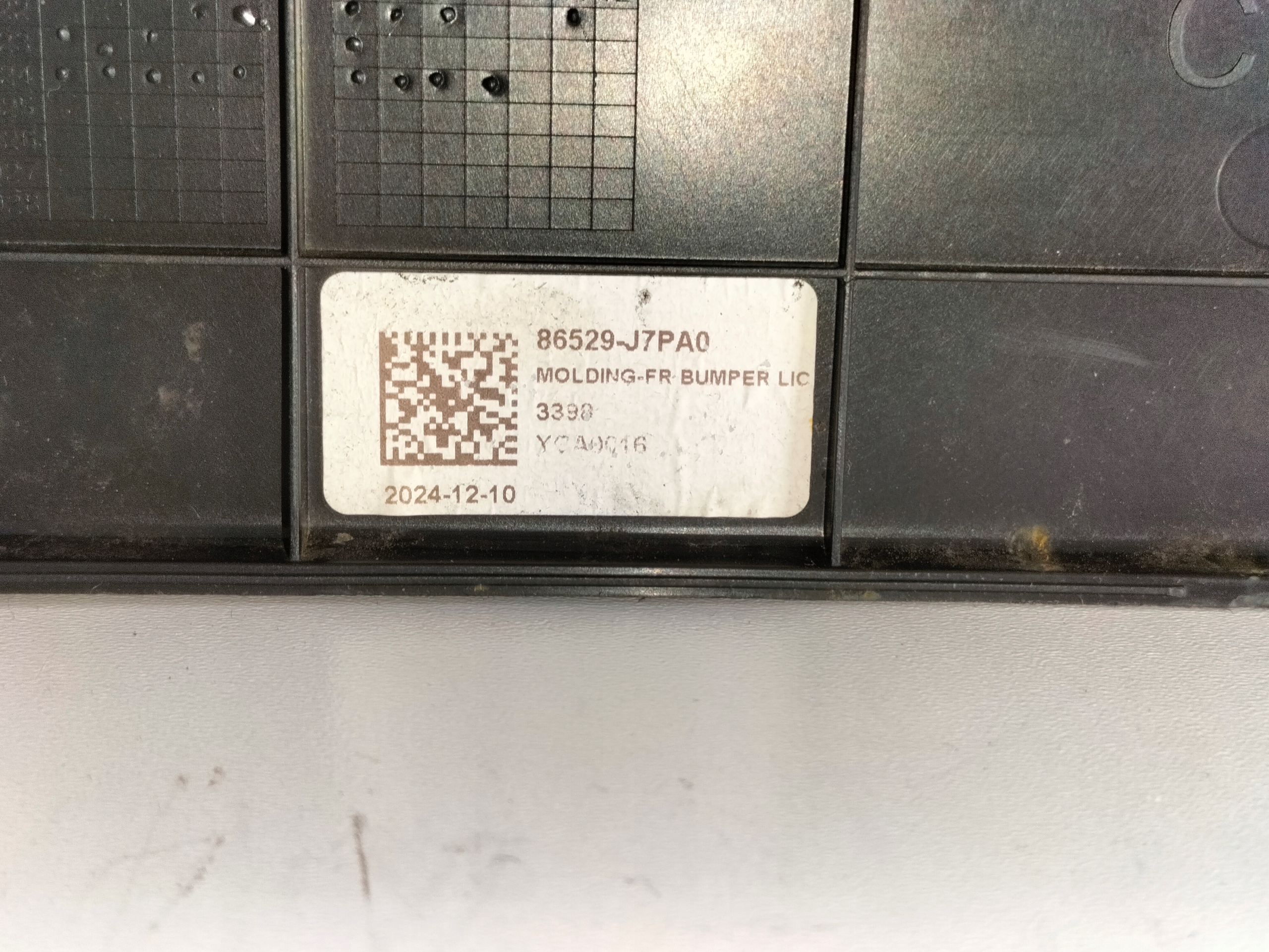 pad below tablice registration front KIA X-CEED XCEED and LIFT 22