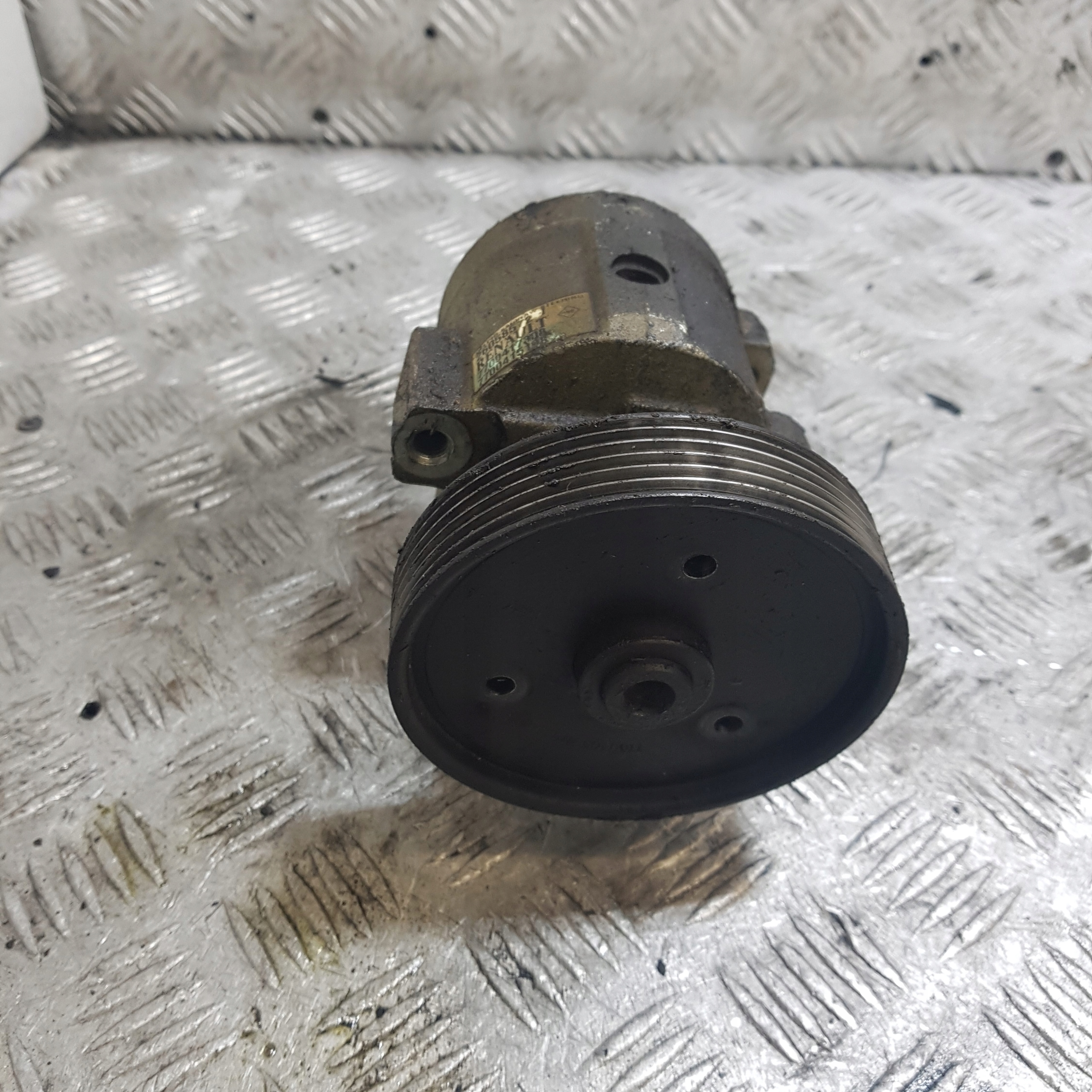 Pompe direction assistée RENAULT SCENIC 2