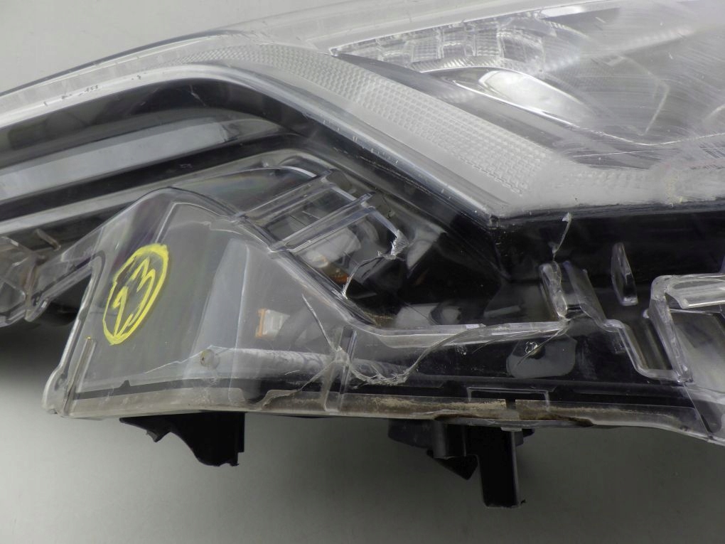 TOYOTA C-HR CHR FULL LED light left front