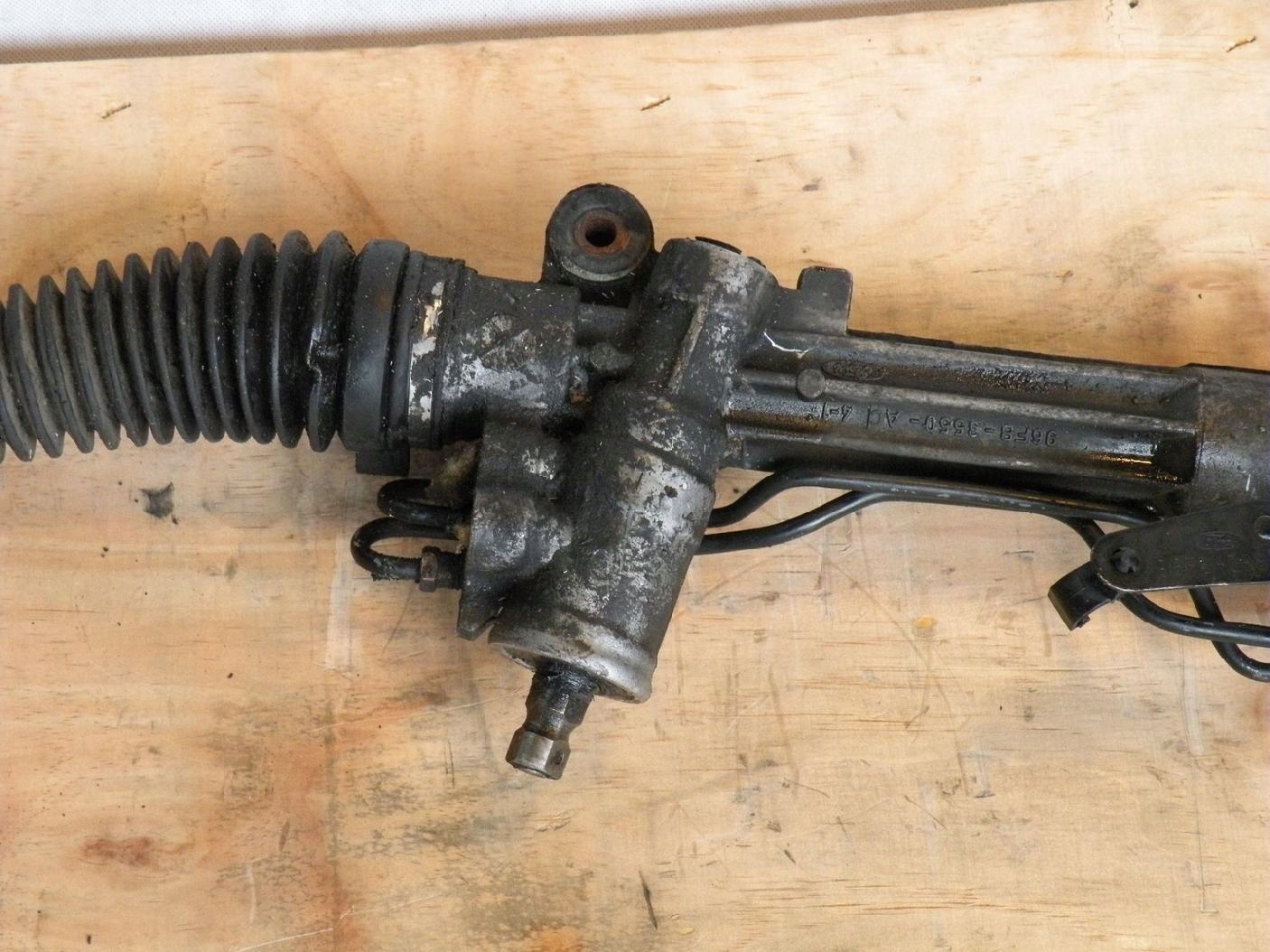 Boîter direction FORD 96FB3550AC FORD