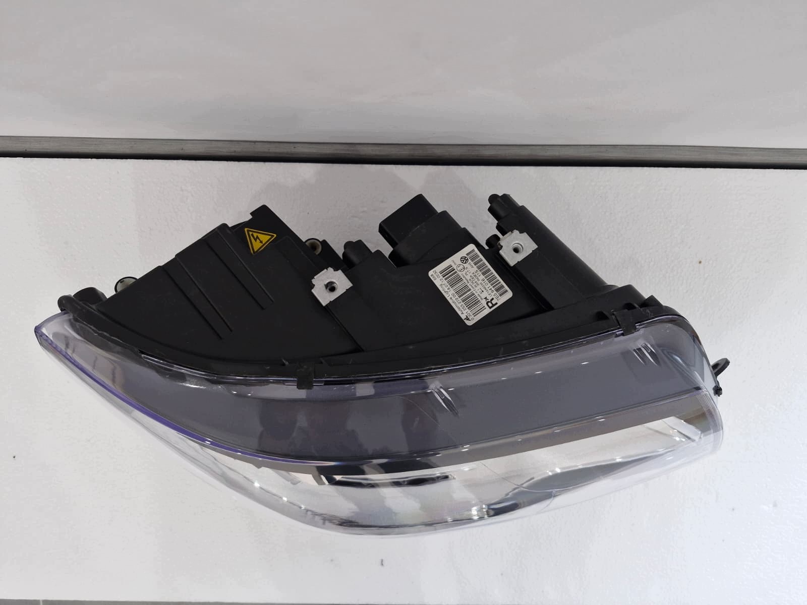 light right VW T5 LIFT Bi-Xenon LED