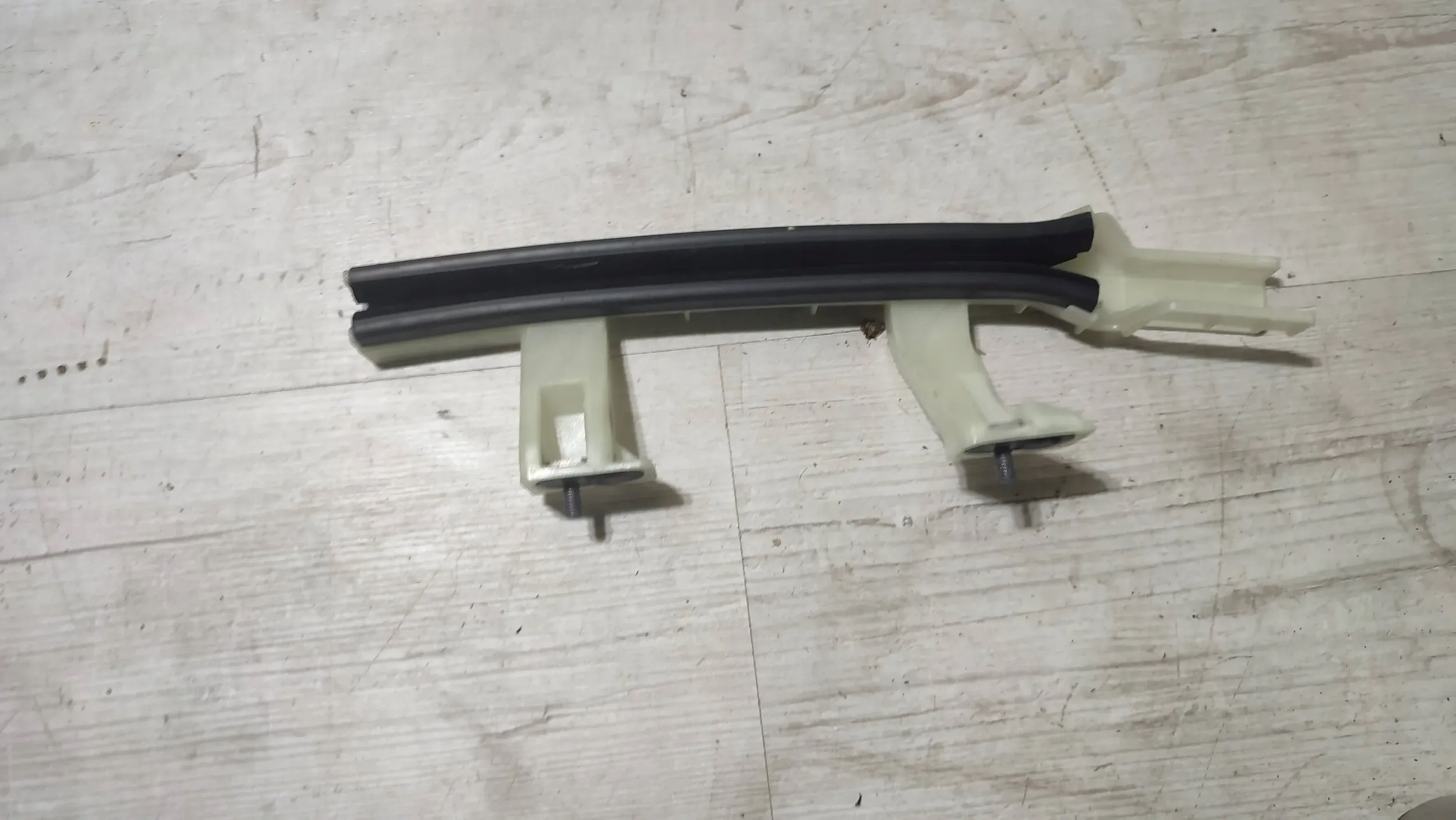 Opel Corsa F 1.2 22r. front side left support windows door