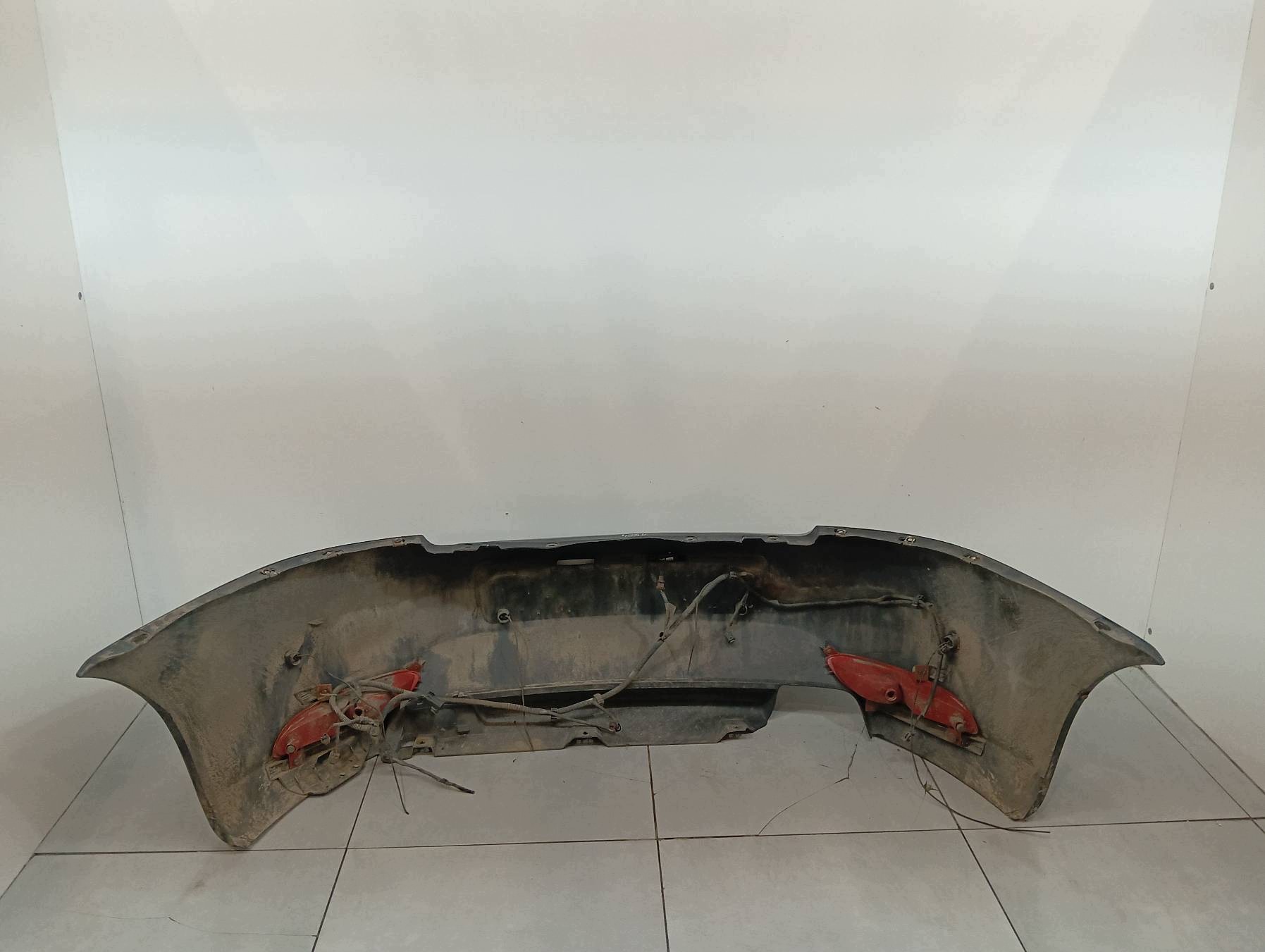 Paraurti posteriore nero LIFT PDC Alfa Romeo GT e (2003-2010)