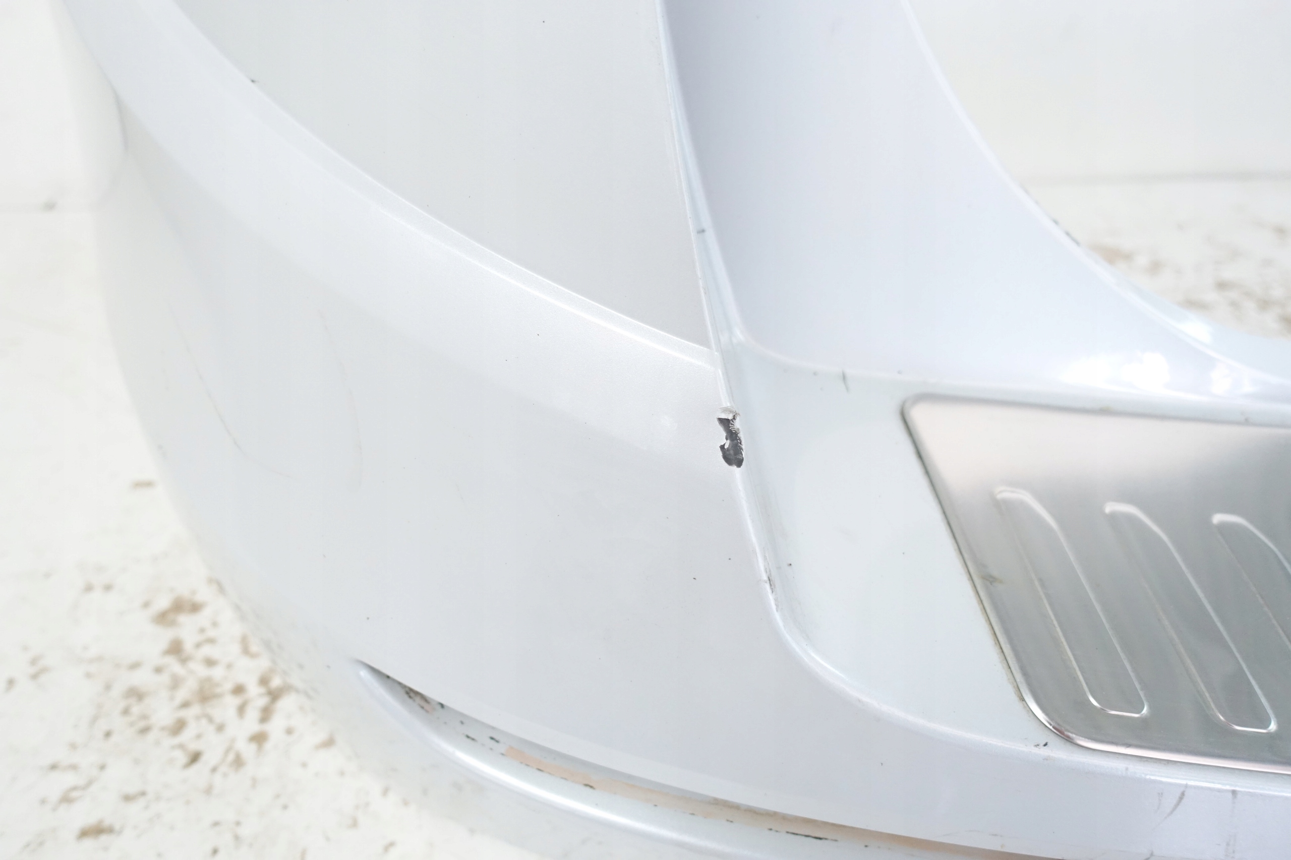 RENAULT KOLEOS II 2016- bumper rear part rear 850221152R