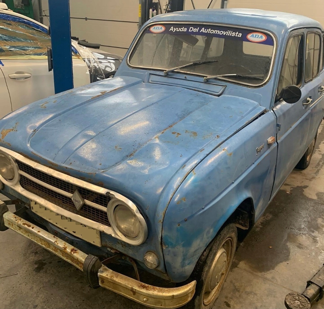 ZESTAW CZĘŚCI RENAULT 4 4TL Numer katalogowy części ZESTAW CZĘŚCI RENAULT 4 4TL