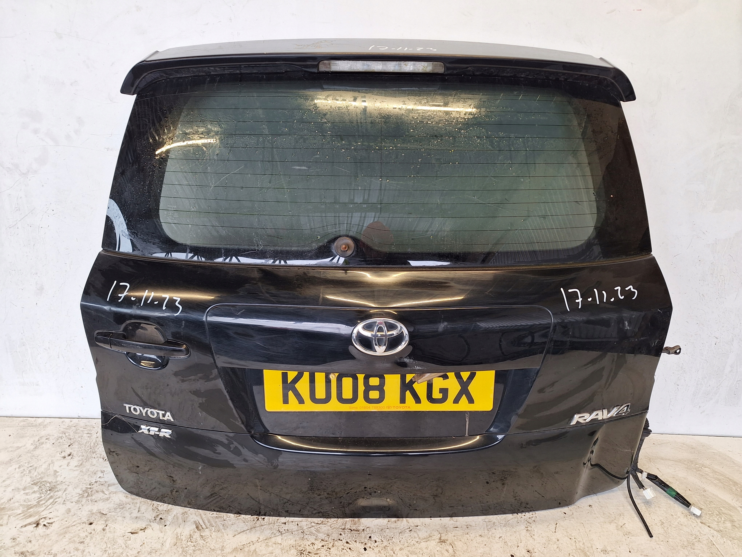 TOYOTA RAV4 III 06-12 boot door