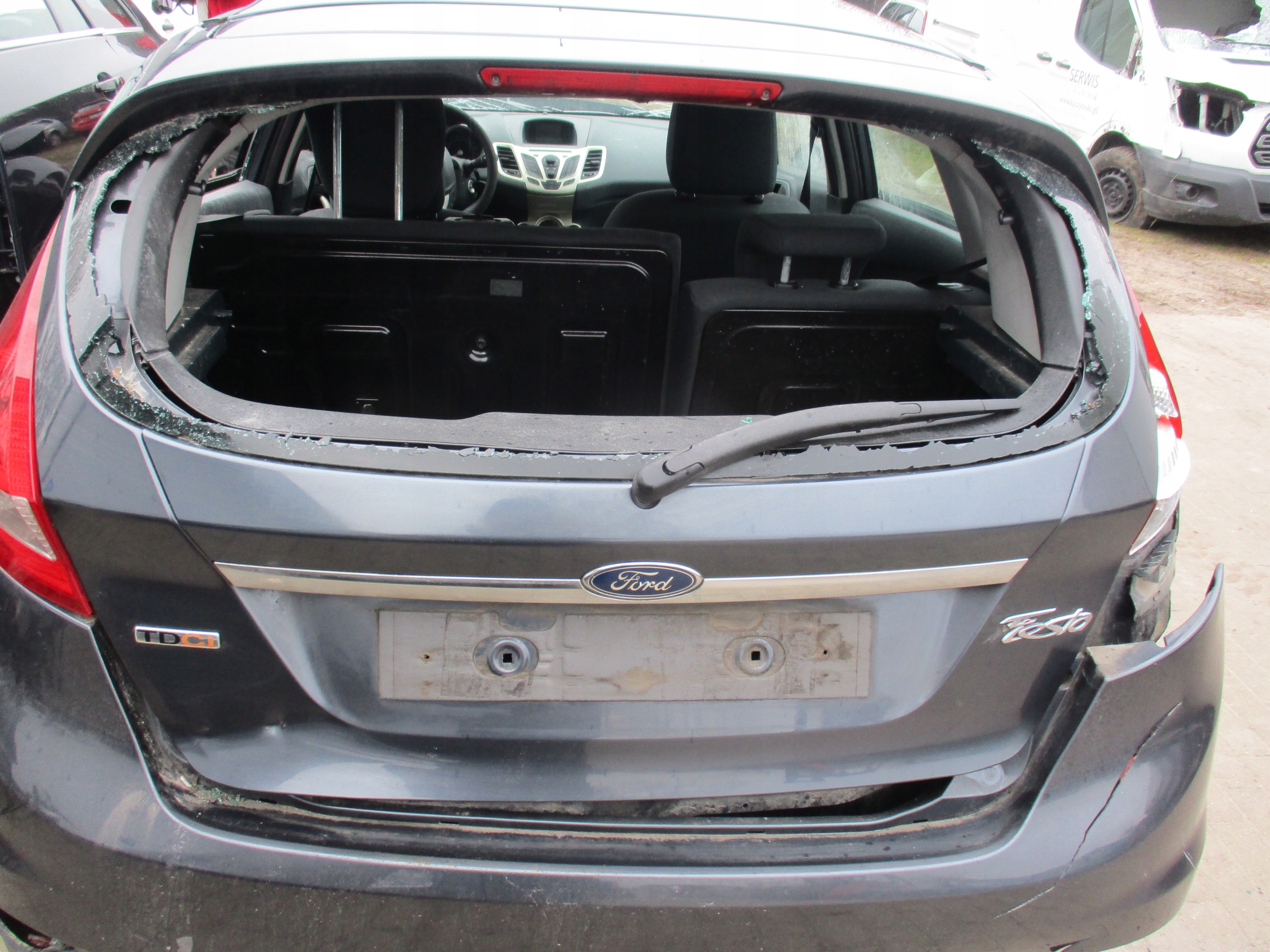 Задня кришка двигуна замок FIESTA MK7 08-12 S9 5D